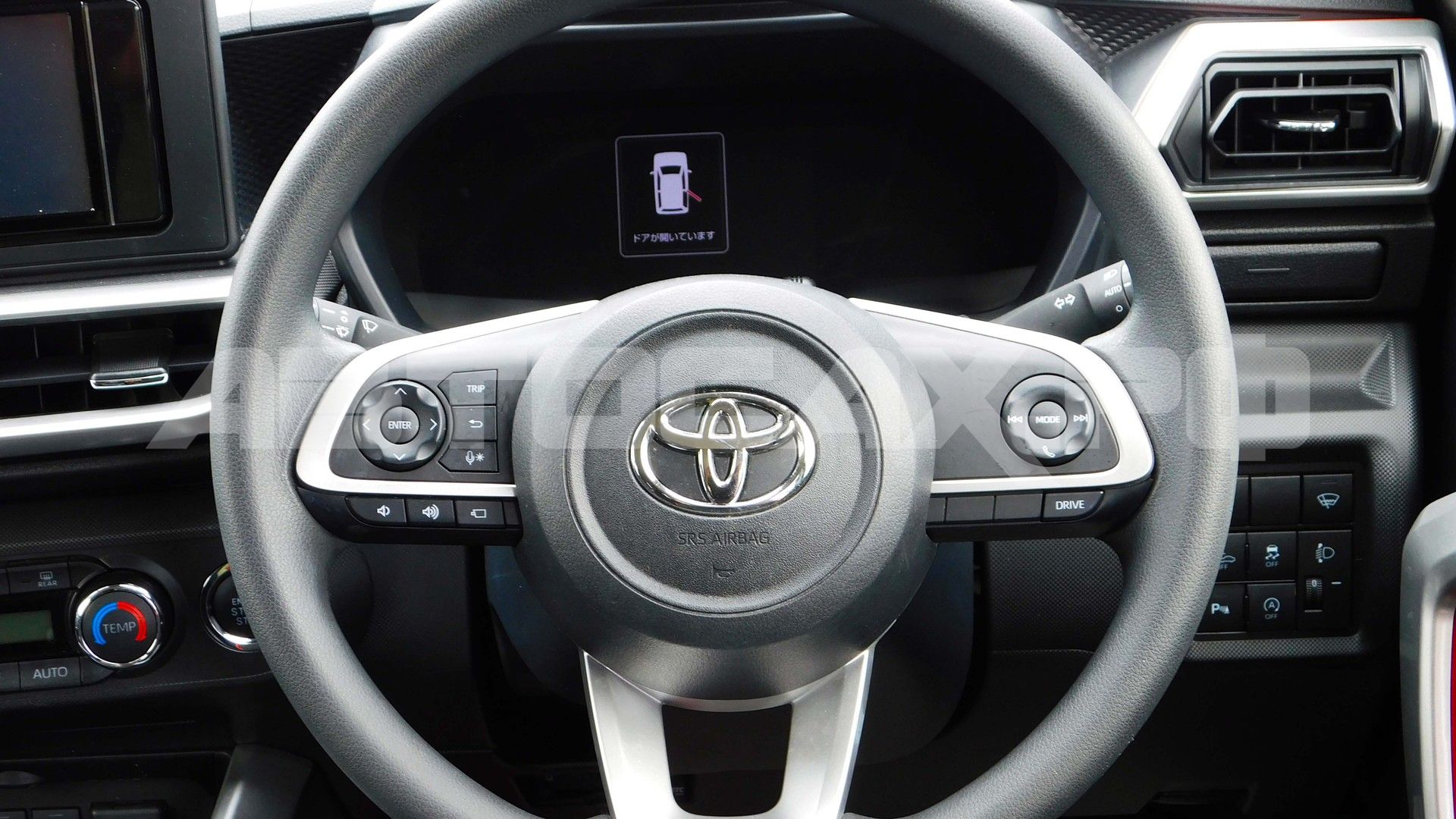Toyota Raize 2022, Кроссовер — фото 16