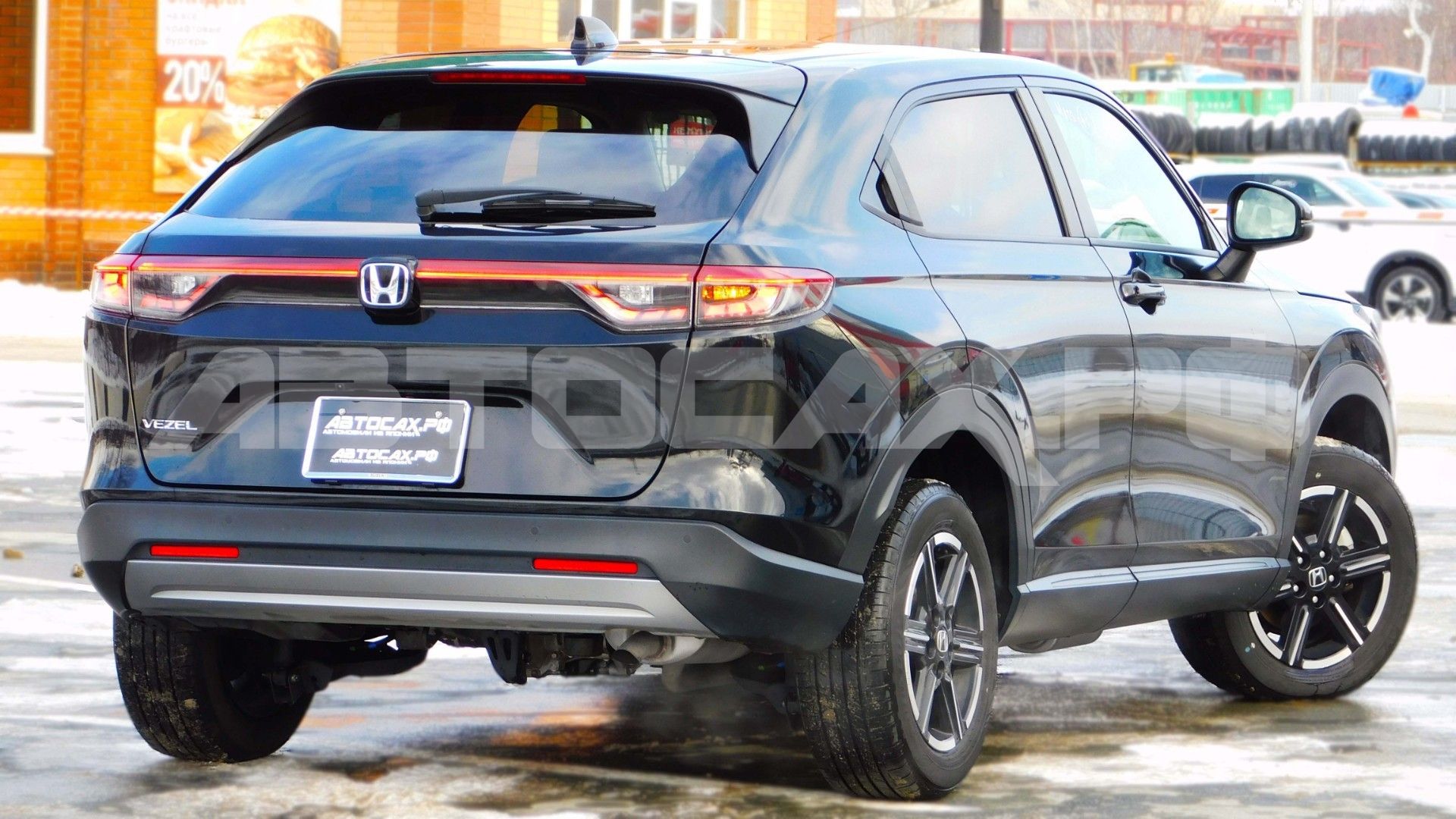 Honda Vezel 2026, Кроссовер — фото 4