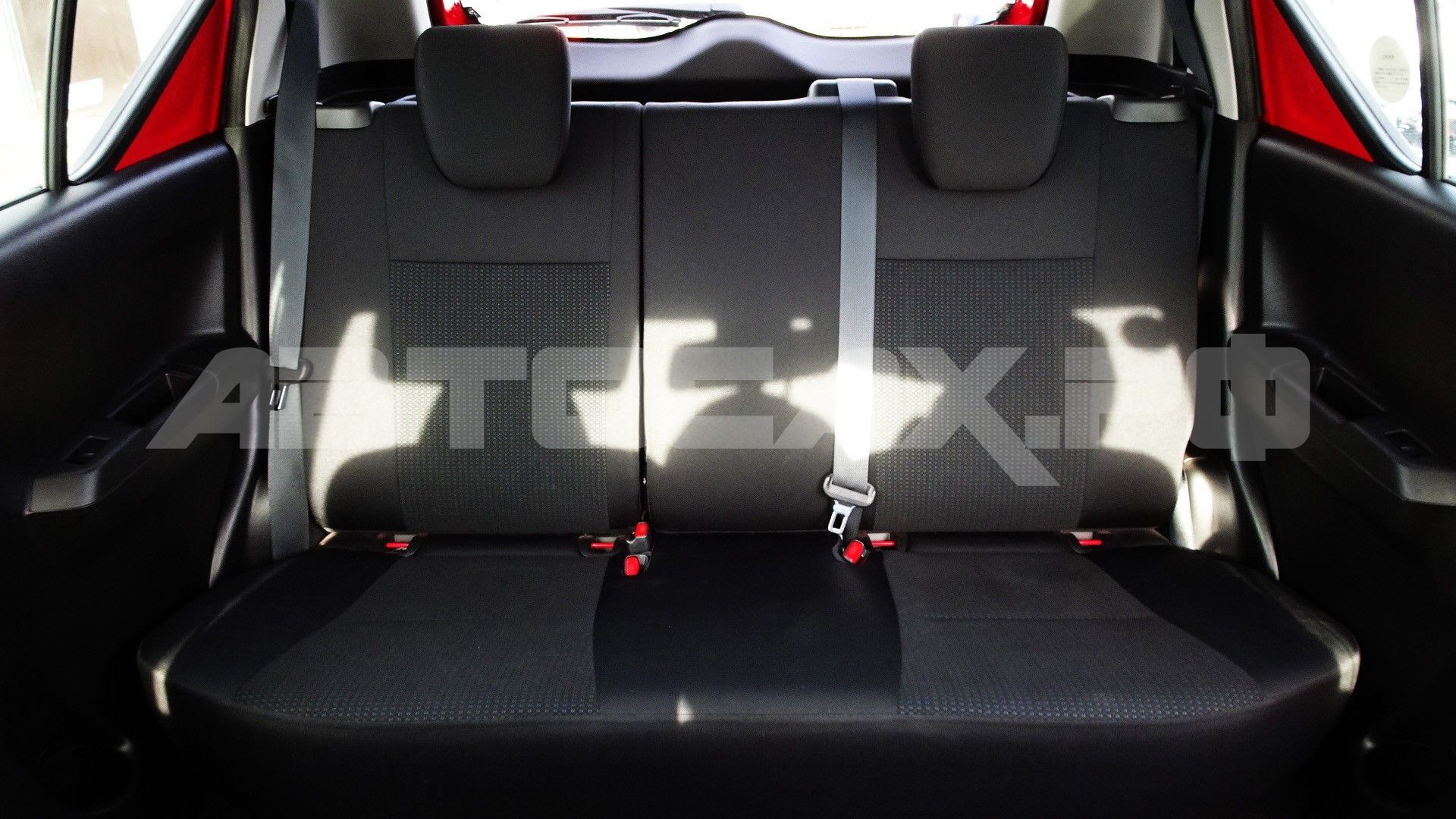 Suzuki Ignis 2019, Кроссовер — фото 19