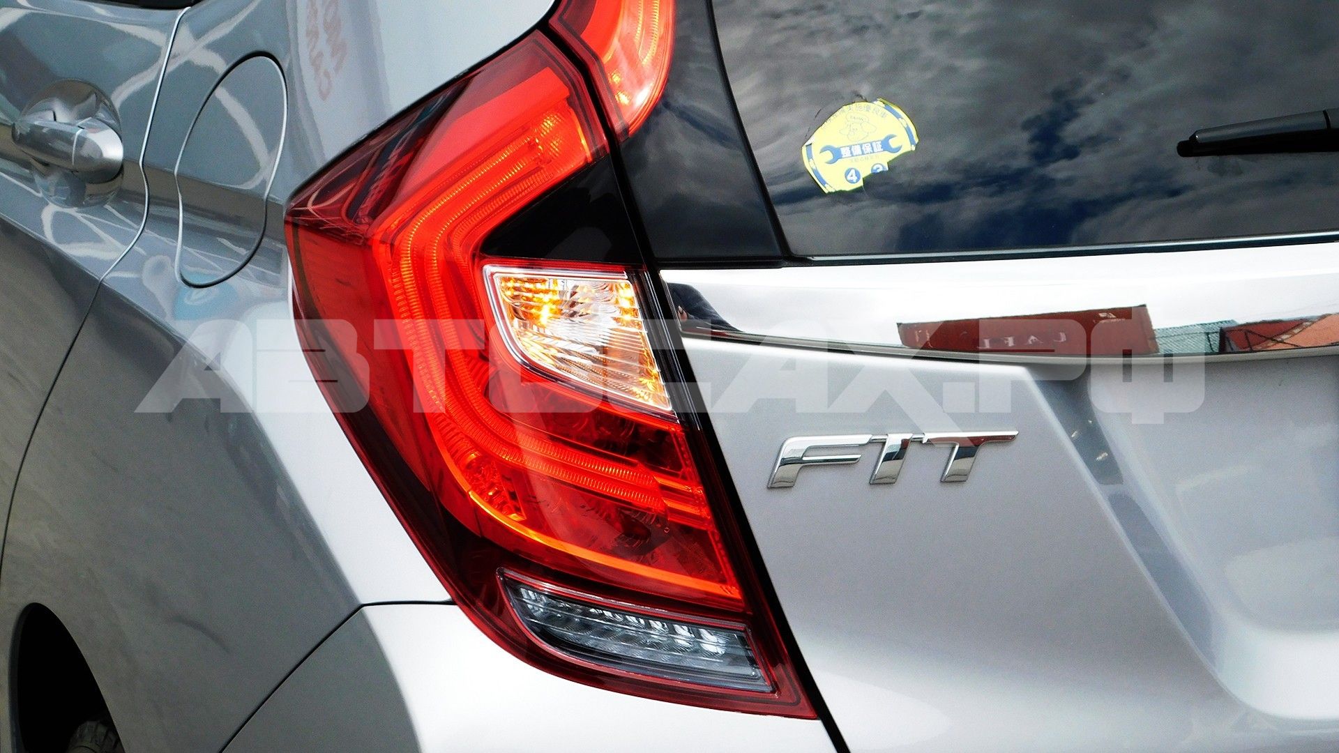 Honda Fit 2017, Хэтчбек — фото 33