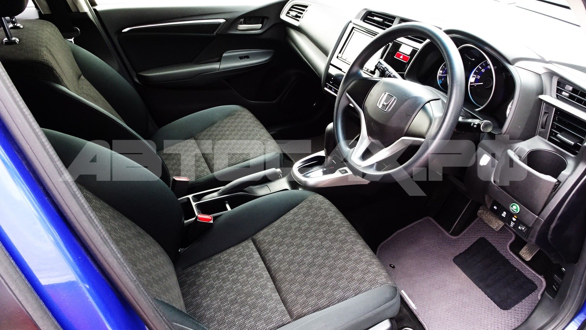 Honda Fit 2017, Хэтчбек — фото 9