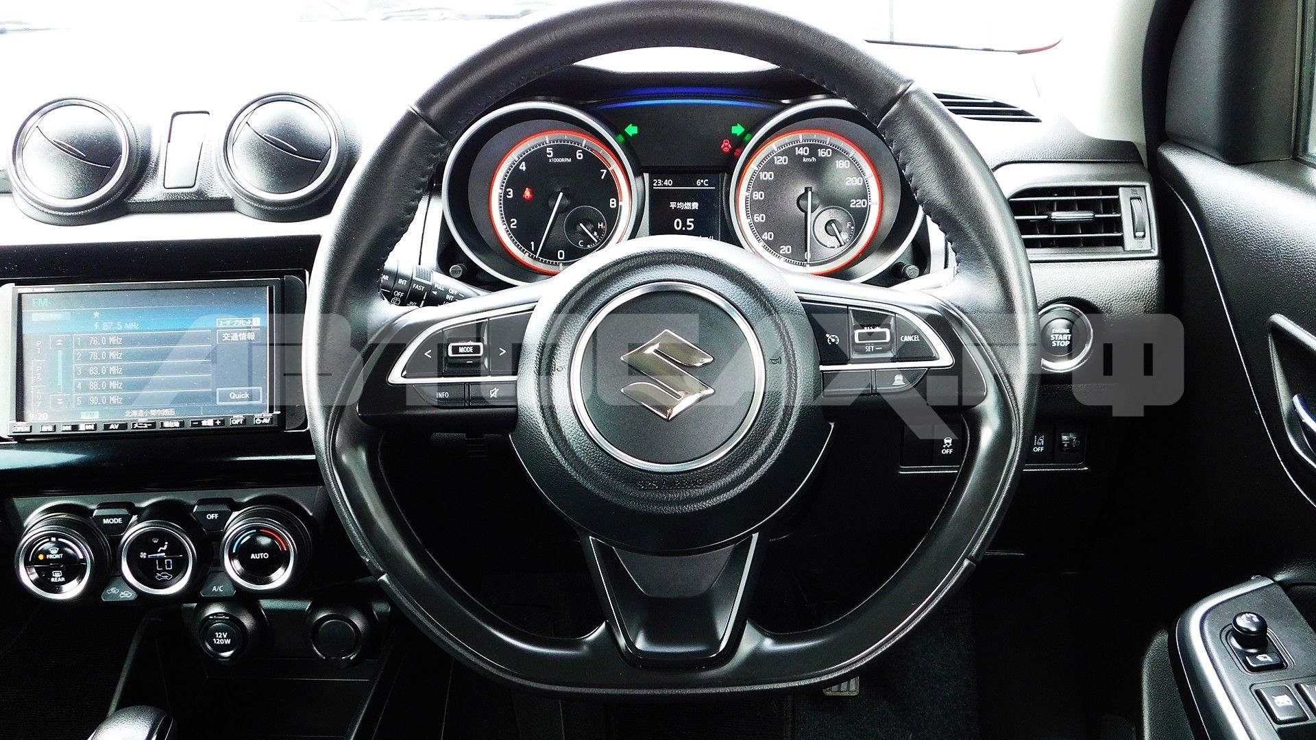Suzuki Swift 2022, Хэтчбек — фото 20