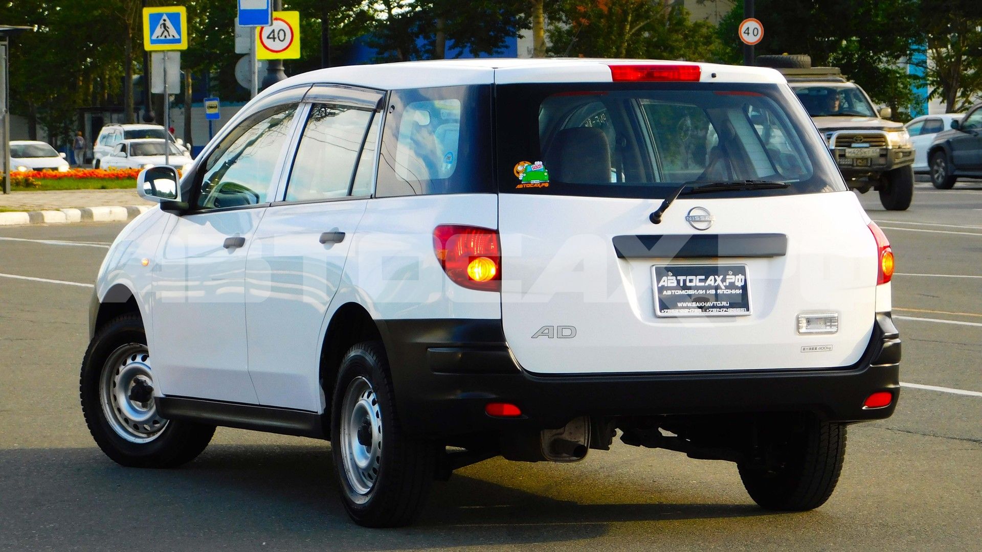Nissan AD 2022, Универсал — фото 3