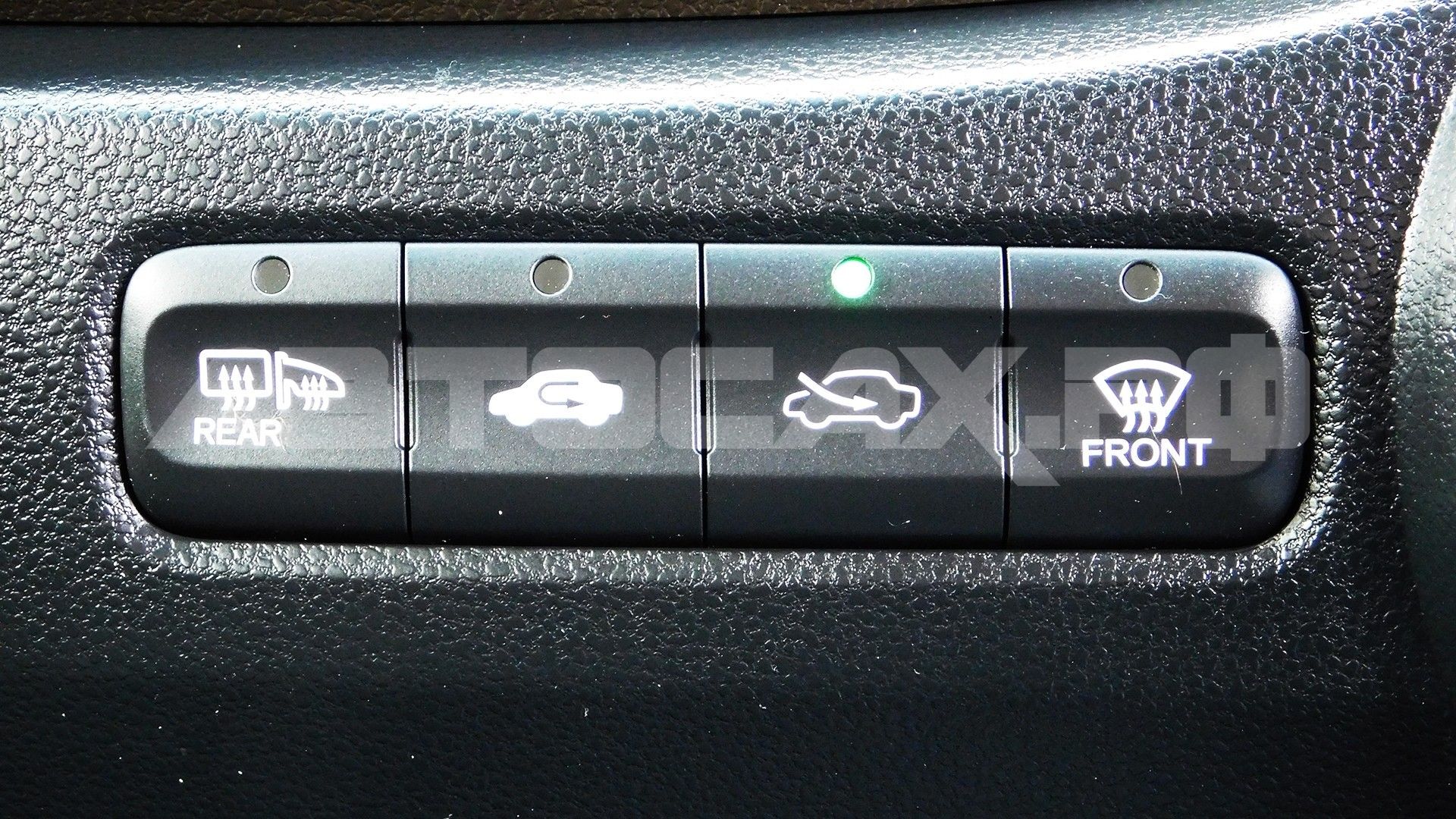 Honda Fit Shuttle 2015, Универсал — фото 68