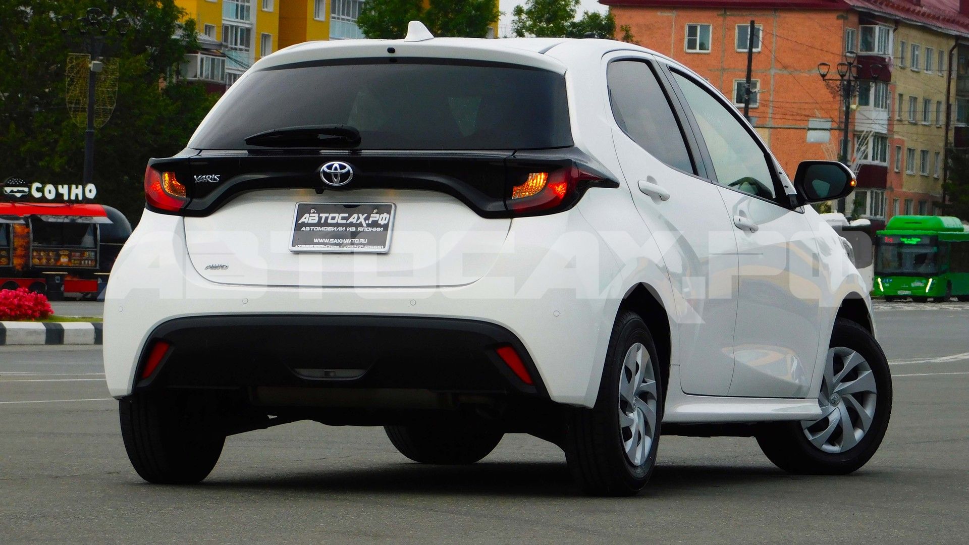 Toyota Yaris 2023, Хэтчбек — фото 29