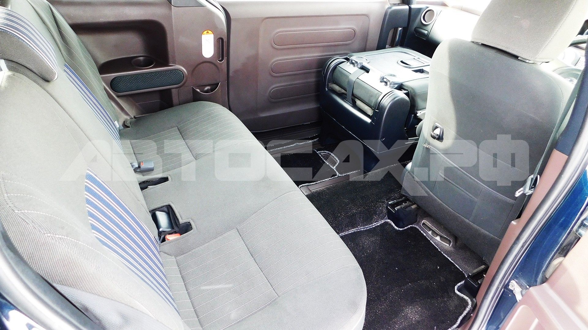 Toyota Spade 2018, Хэтчбек — фото 18