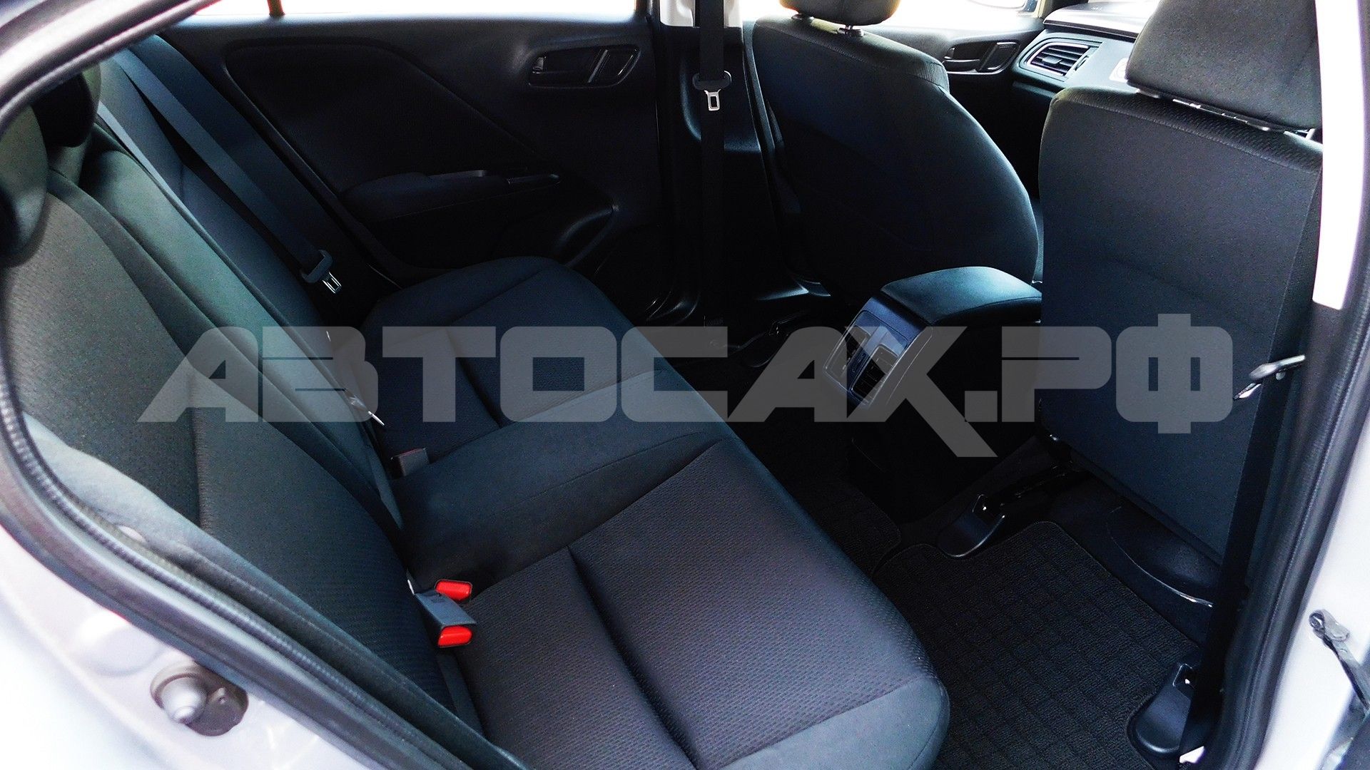 Honda Grace 2017, Седан — фото 15