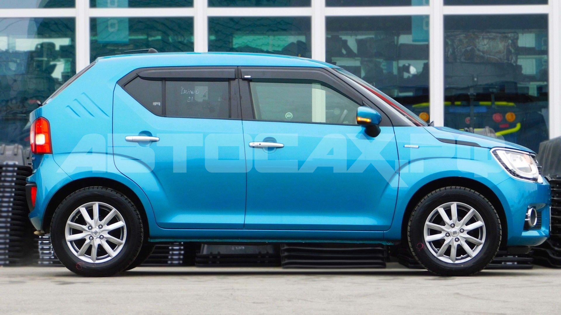 Suzuki Ignis 2017, Кроссовер — фото 6