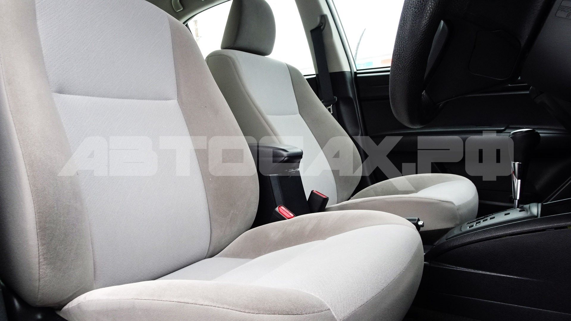 Toyota Corolla Axio 2017, Седан — фото 8