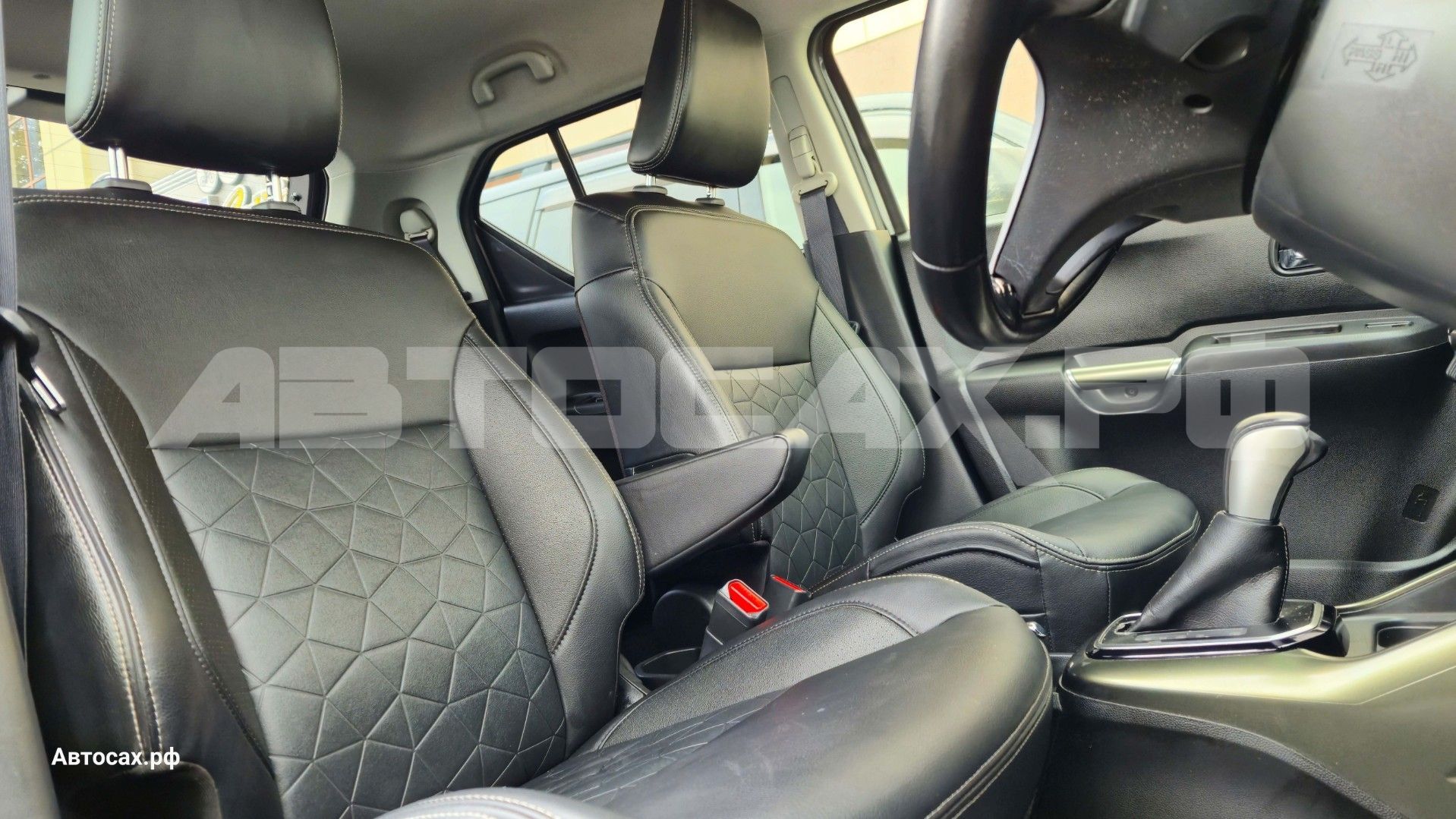 Suzuki Ignis 2022, Кроссовер — фото 17