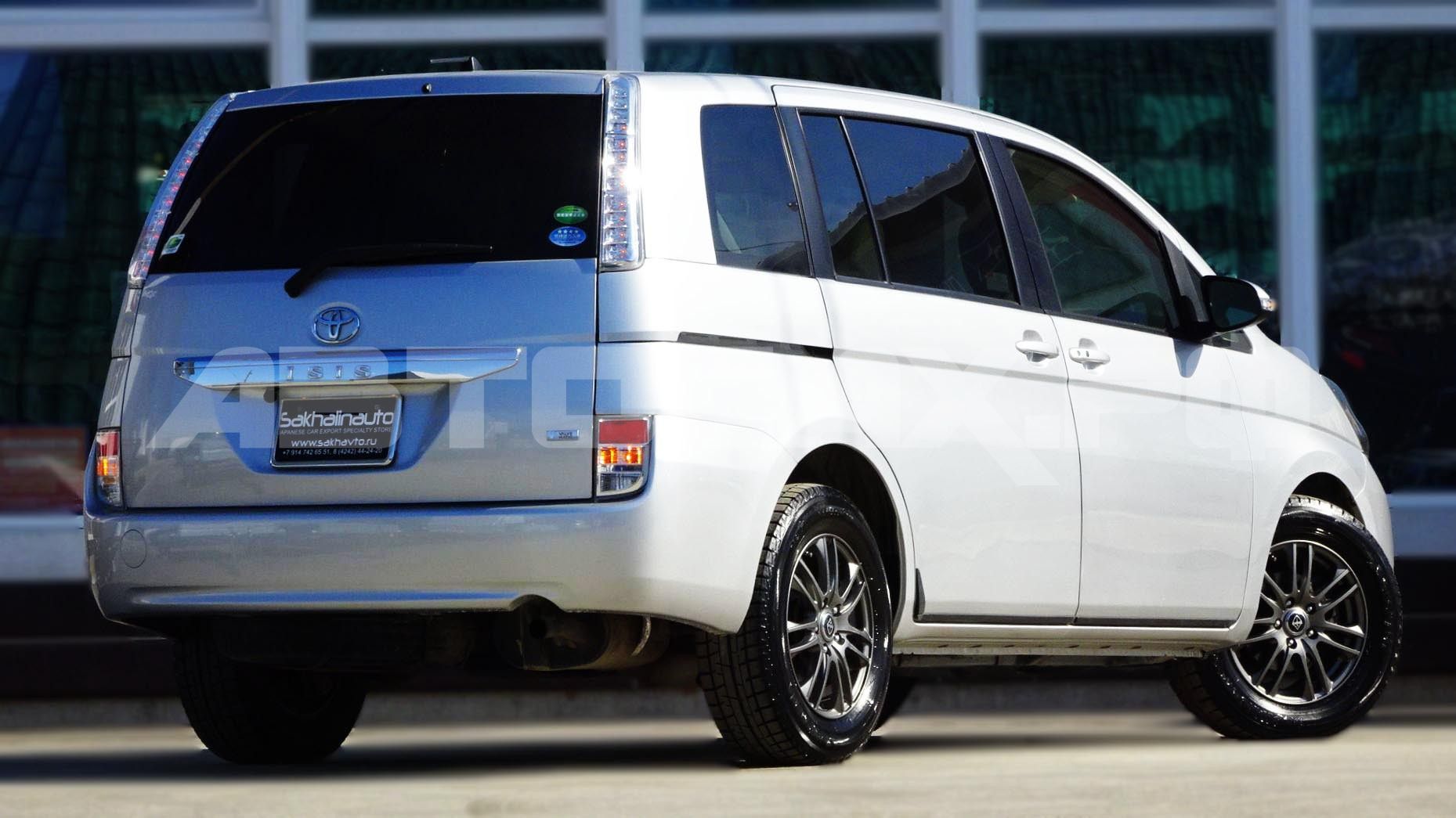 Toyota Isis 2017, Минивэн — фото 3