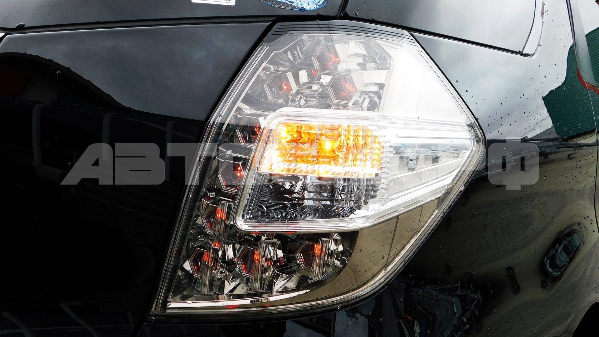 Honda Fit Shuttle 2015, Универсал — фото 40