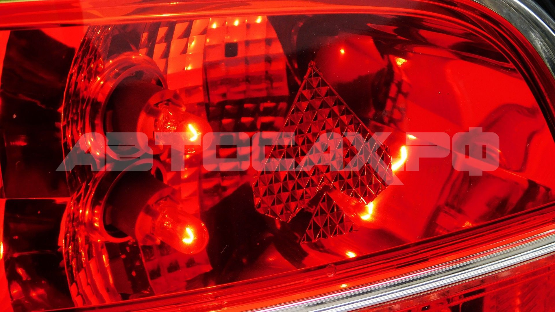 Toyota Spade 2019, Хэтчбек — фото 34