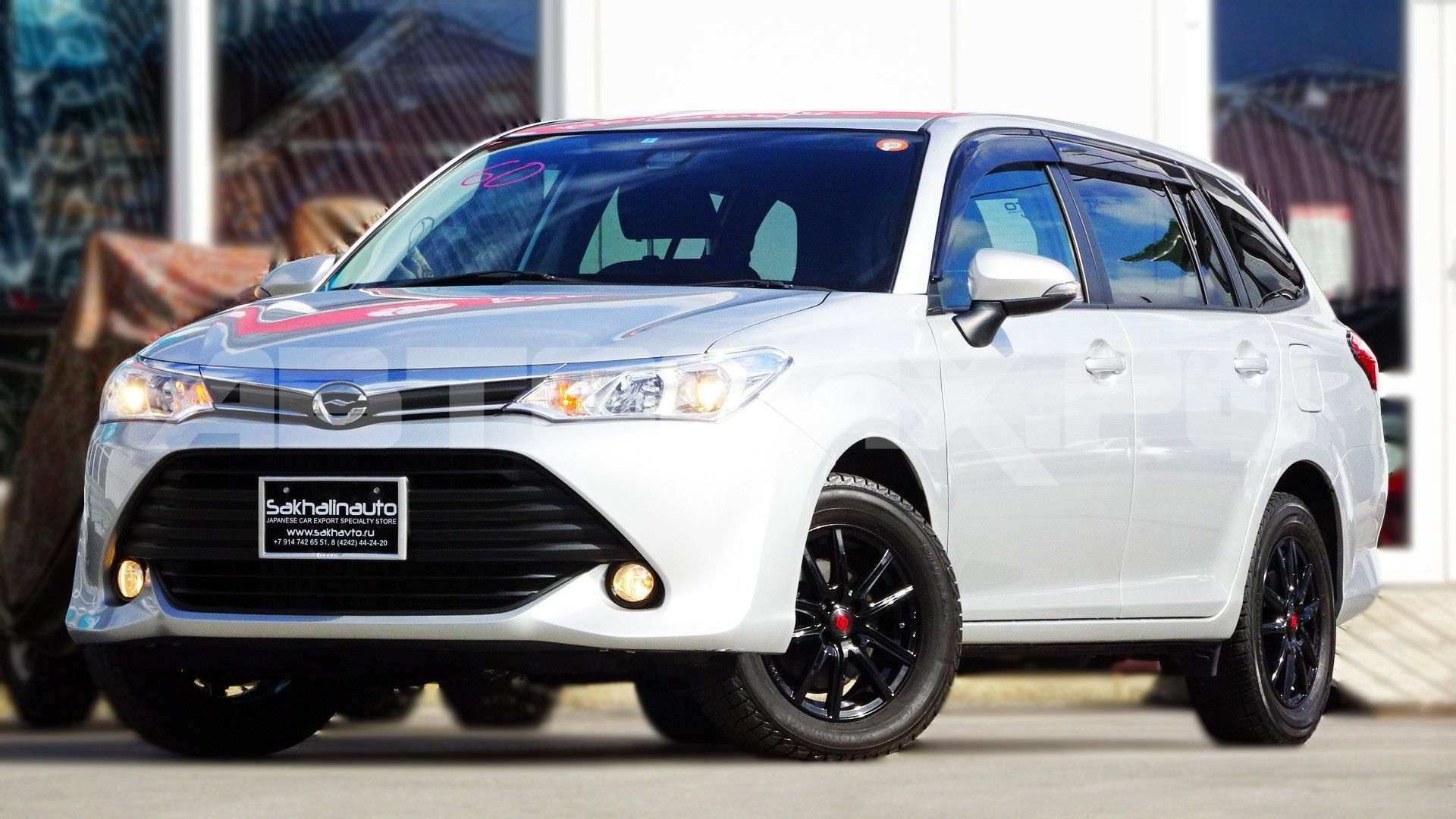 Toyota Corolla Fielder 2016, Универсал — фото 2