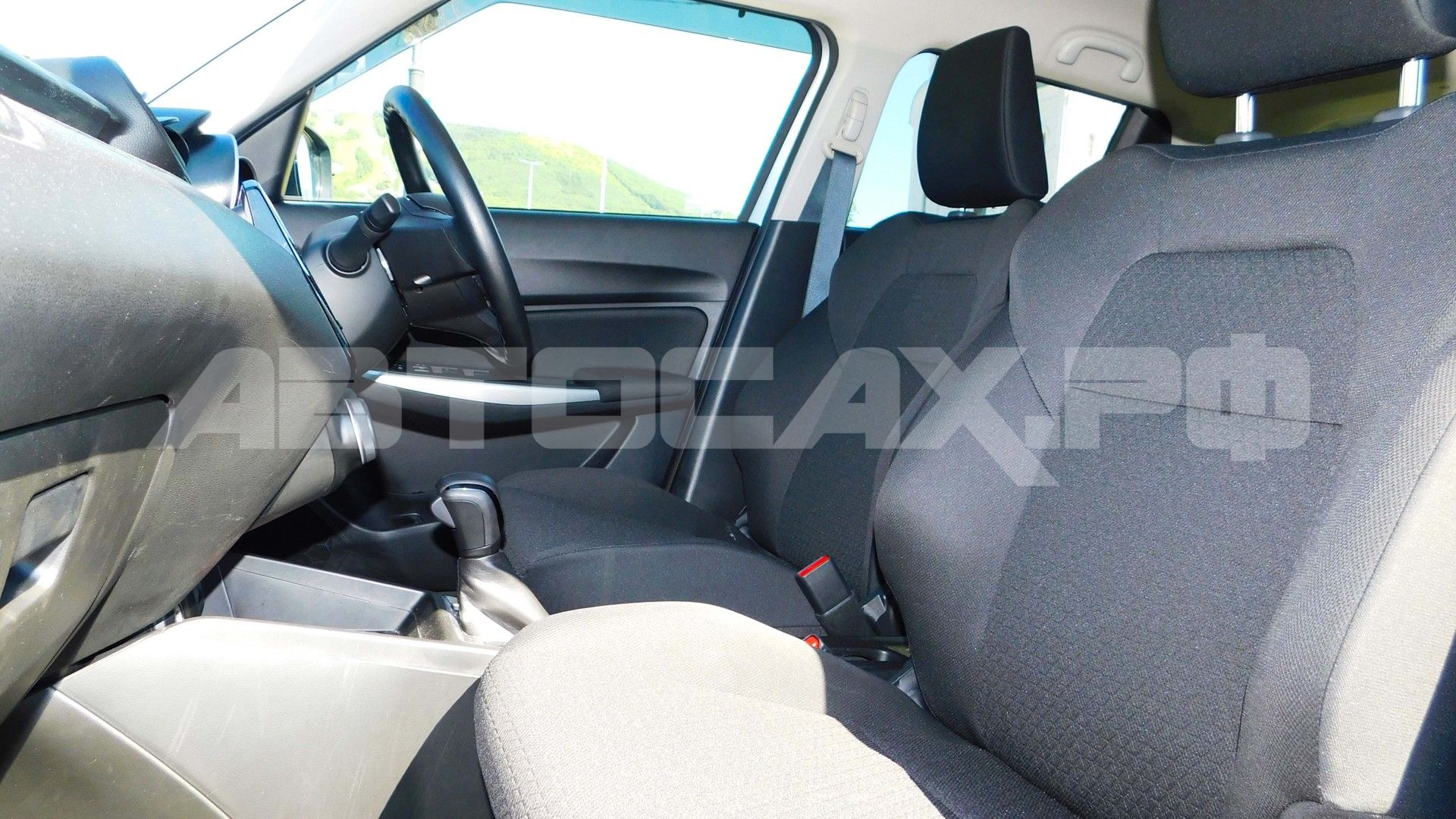 Suzuki Swift 2022, Хэтчбек — фото 21