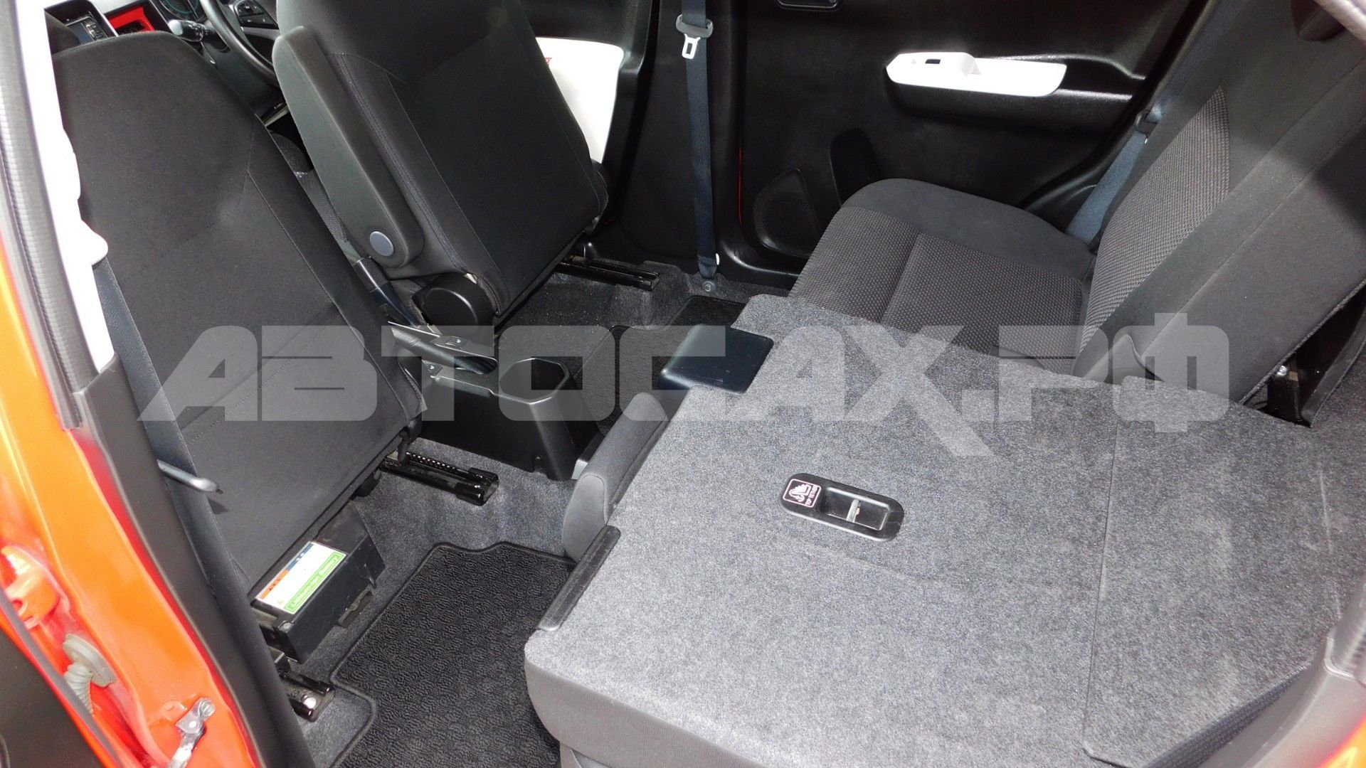 Suzuki Ignis 2019, Кроссовер — фото 33