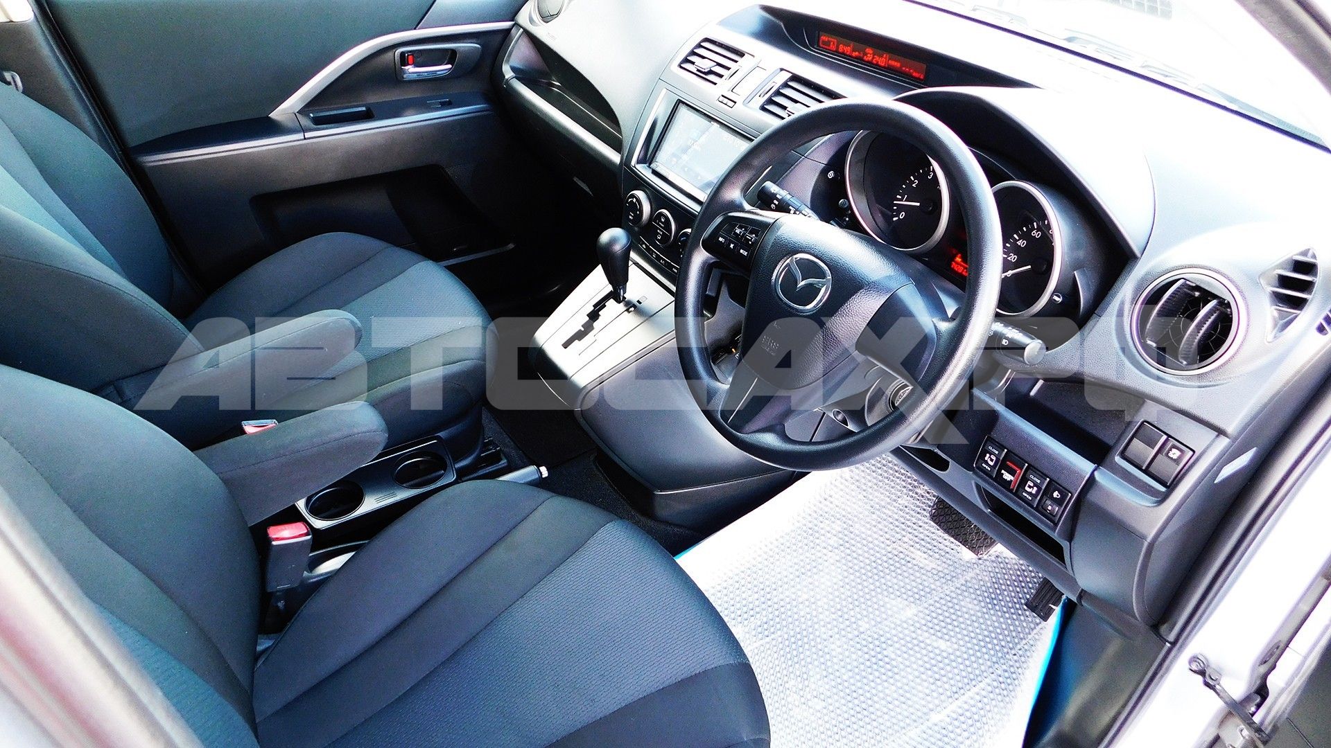 Mazda Premacy 2017, Минивэн — фото 9