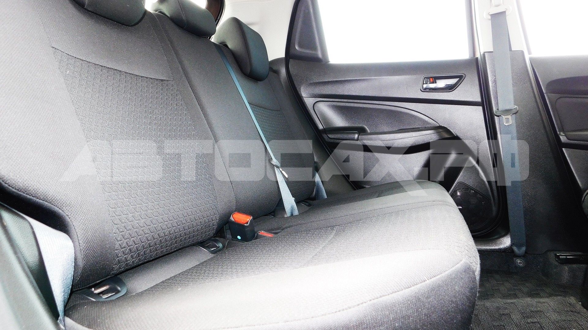 Suzuki Swift 2022, Хэтчбек — фото 14