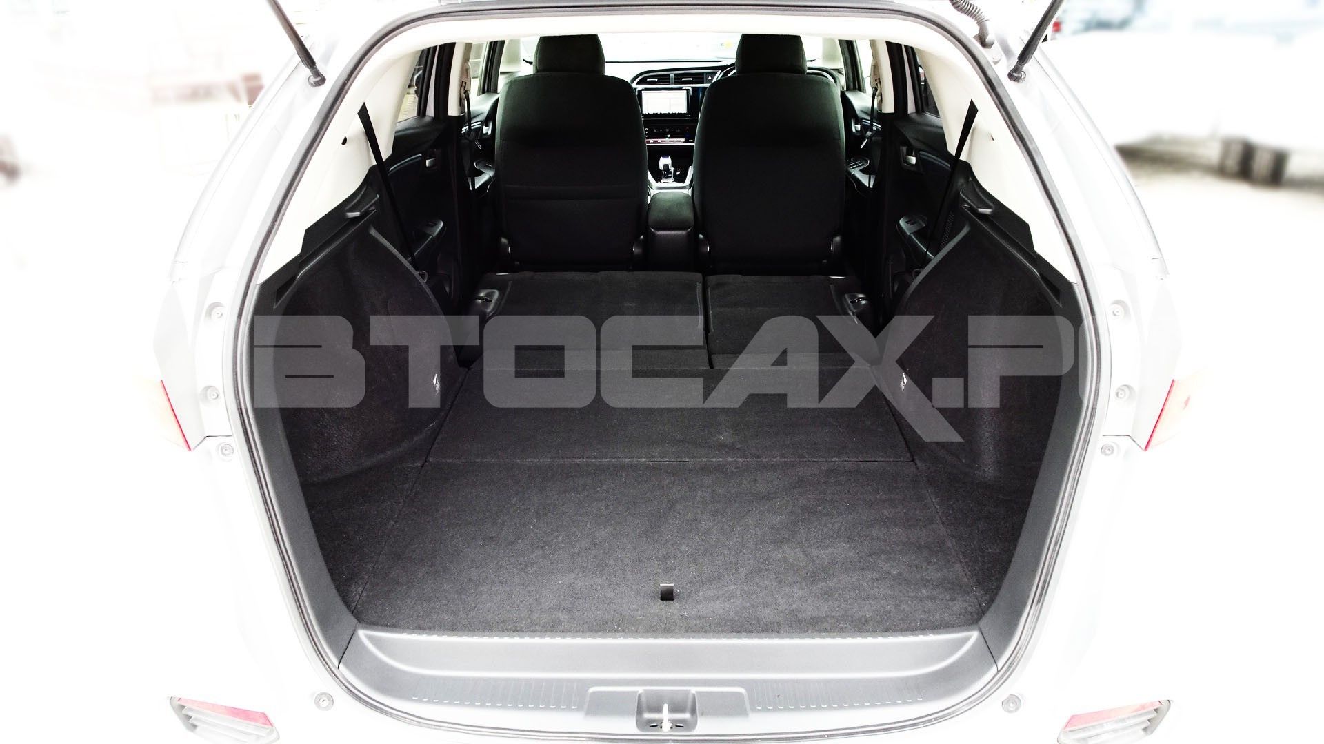 Honda Shuttle 2017, Универсал — фото 15