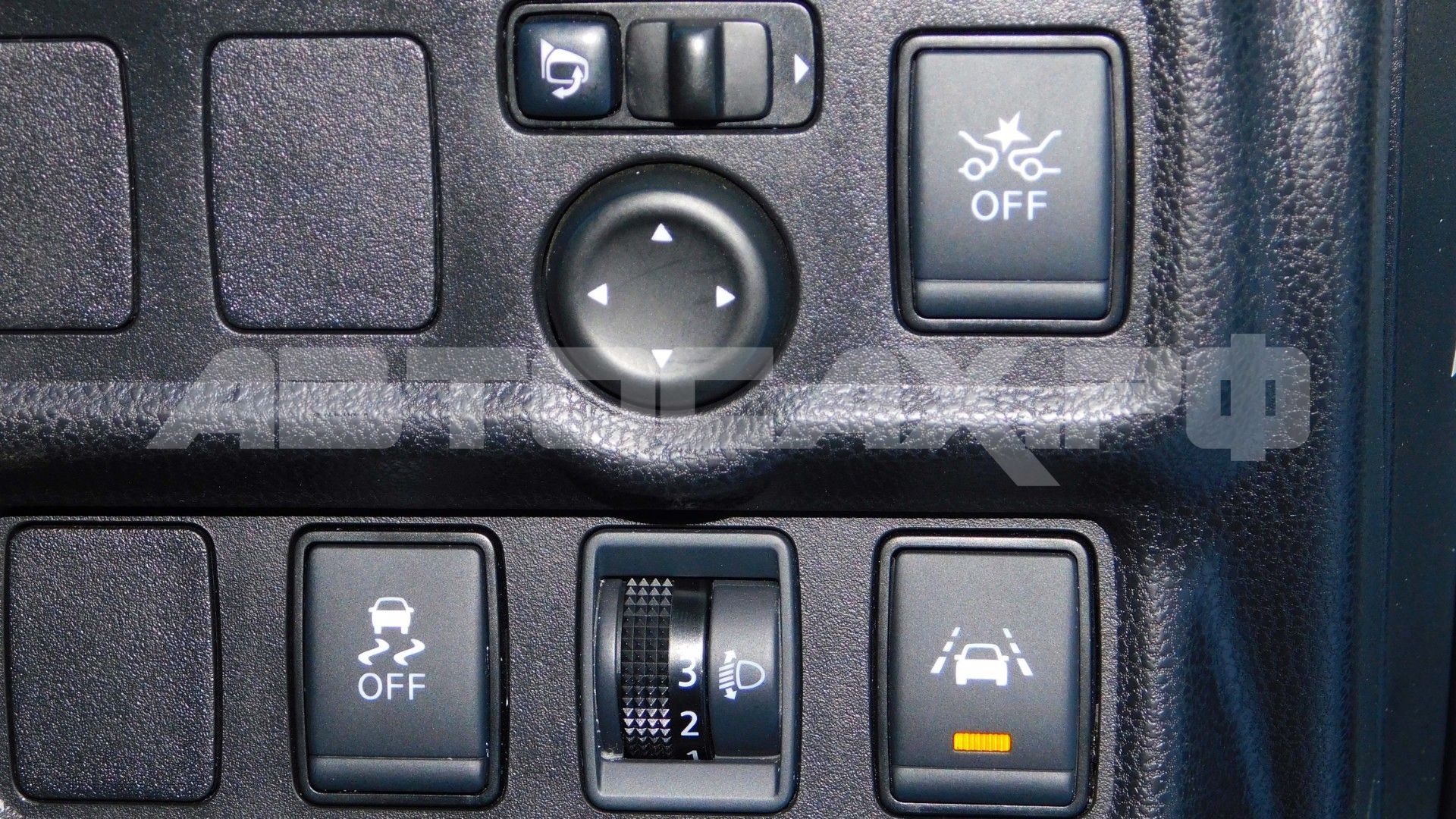 Nissan Note 2019, Хэтчбек — фото 23