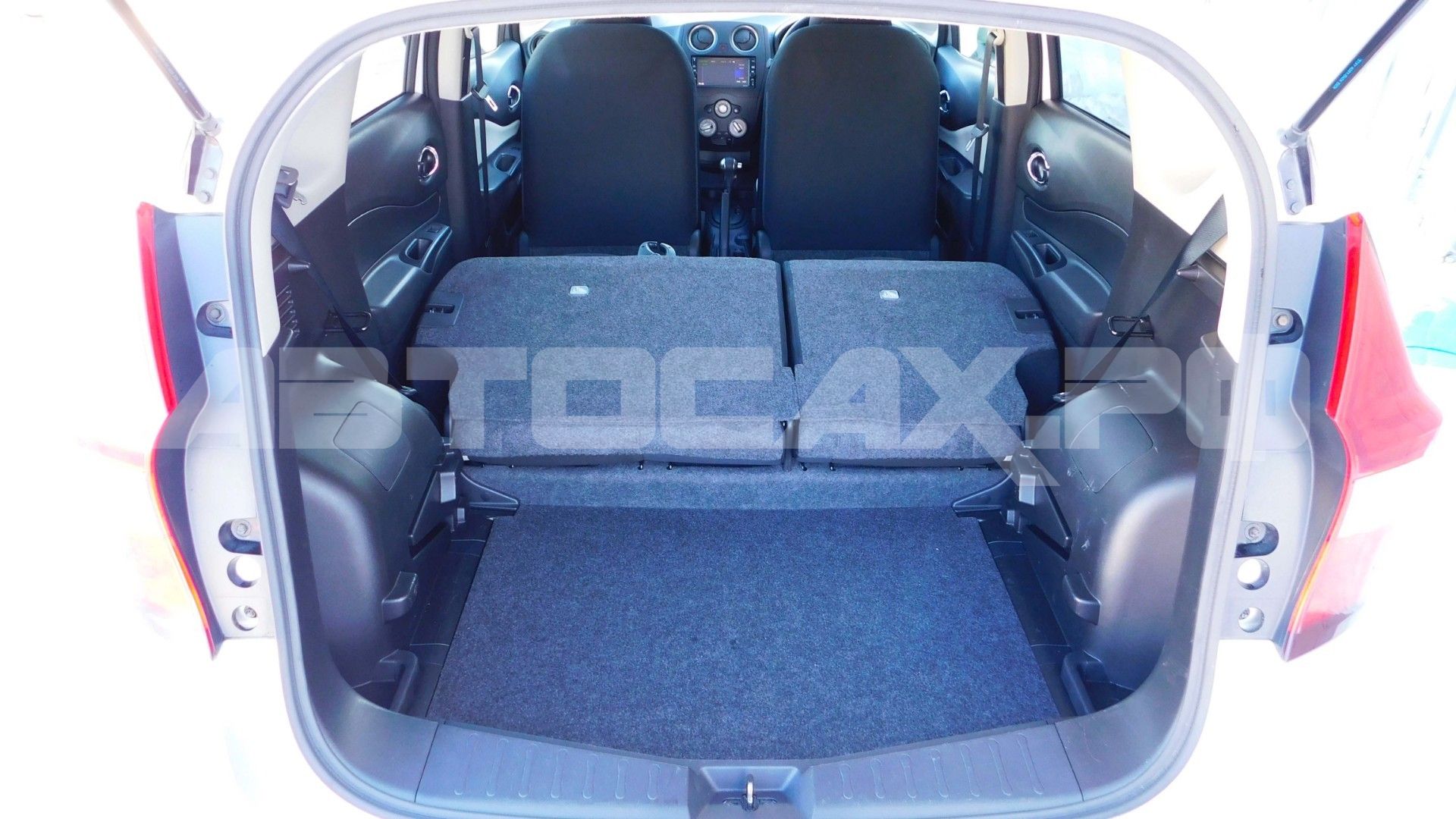 Nissan Note 2019, Хэтчбек — фото 21