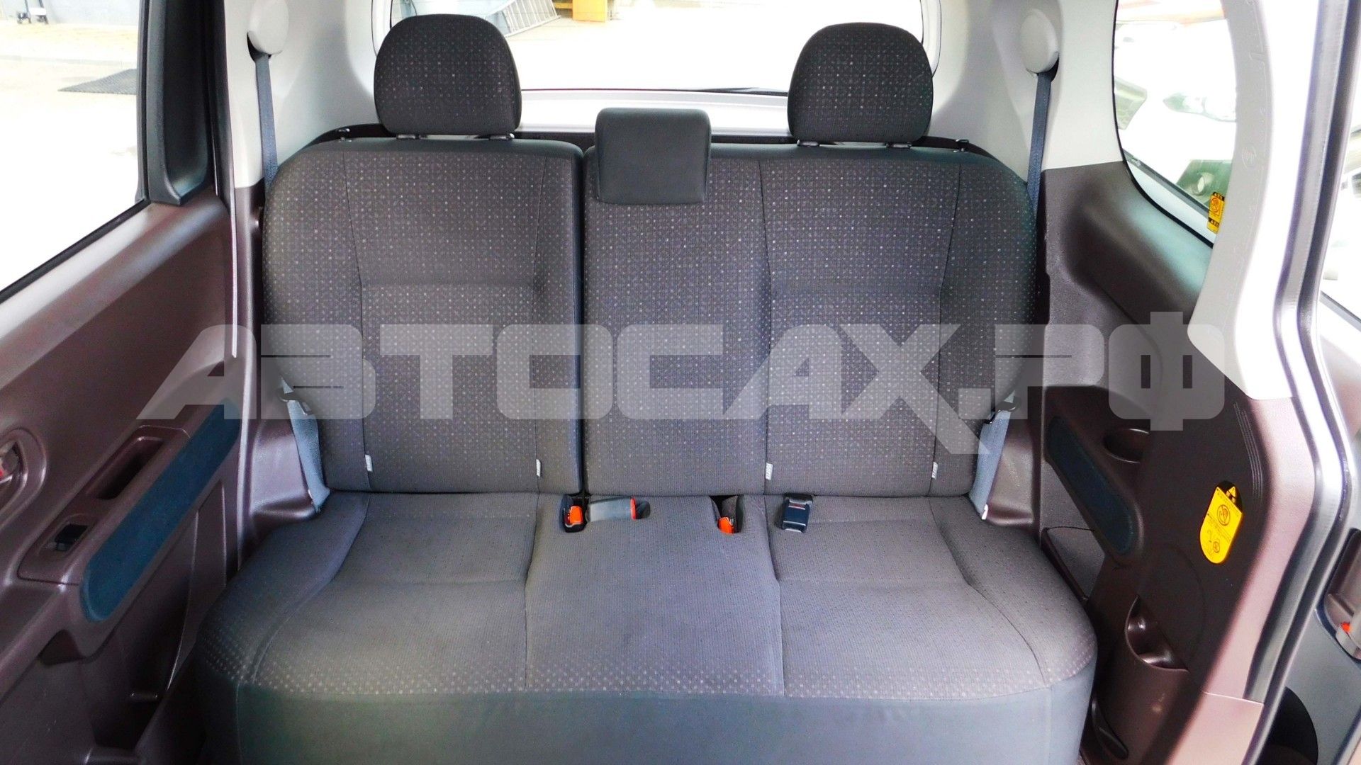 Toyota Porte 2020, Хэтчбек — фото 25
