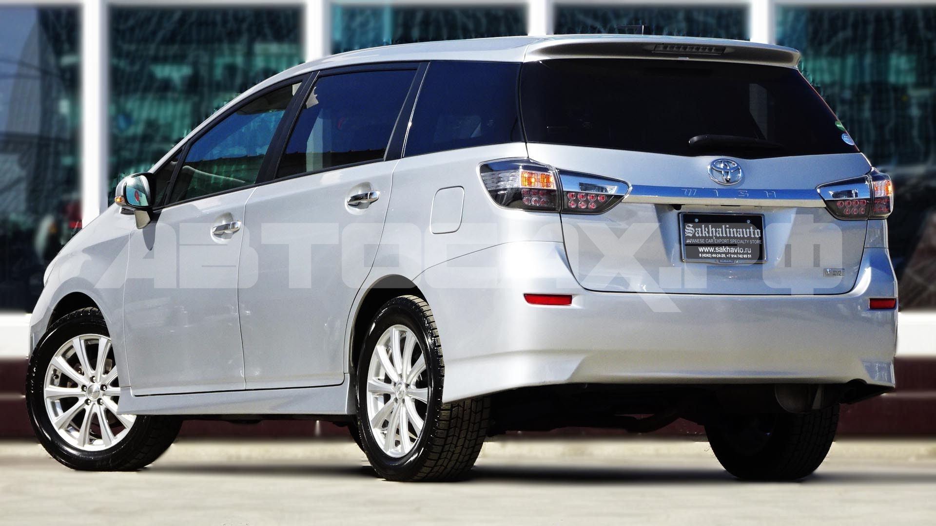 Toyota Wish 2016, Минивэн — фото 4