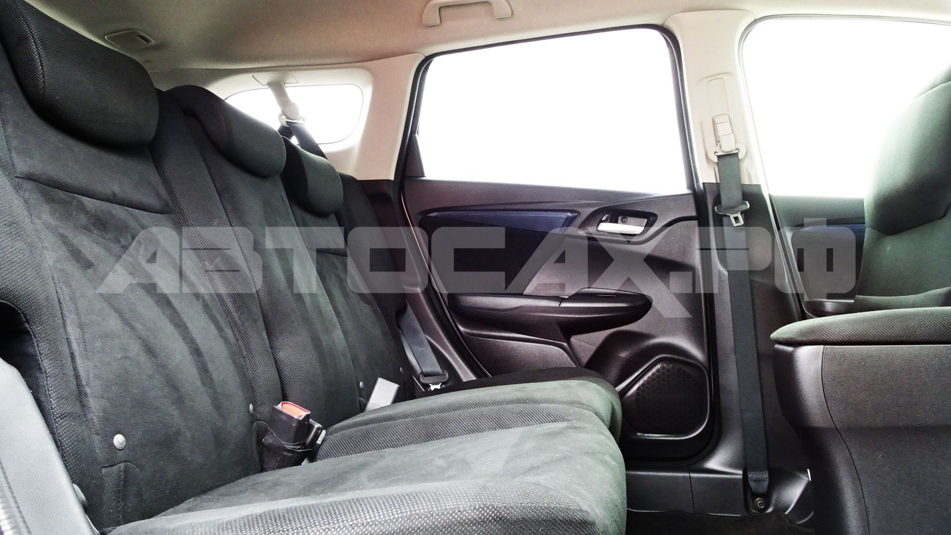 Honda Shuttle 2017, Универсал — фото 10