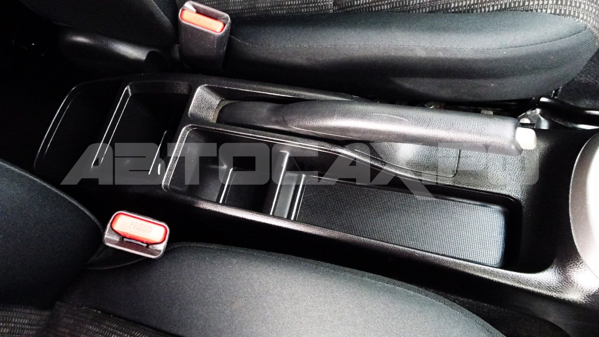 Honda Fit 2017, Хэтчбек — фото 30
