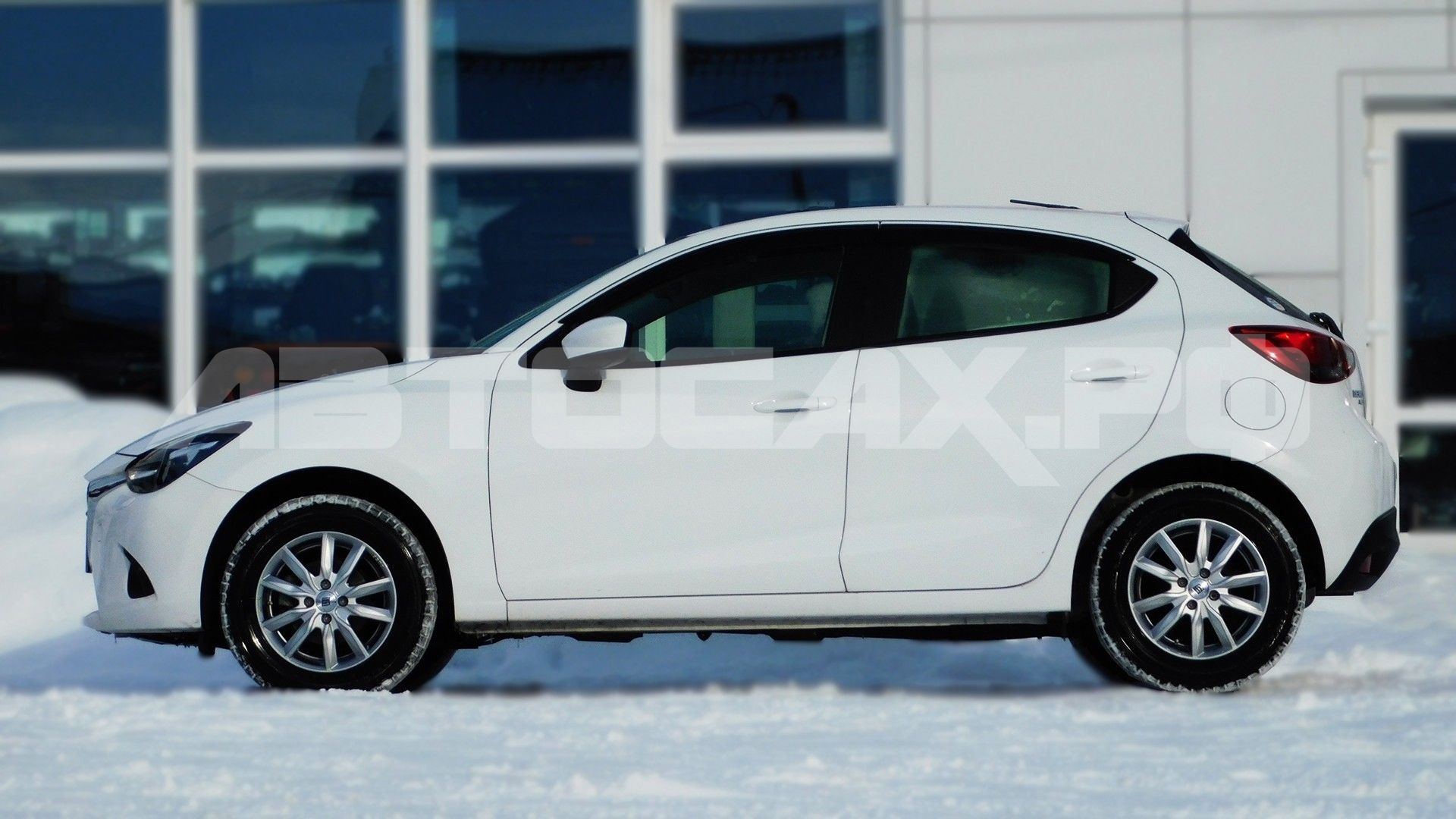 Mazda Demio 2019, Хэтчбек — фото 27