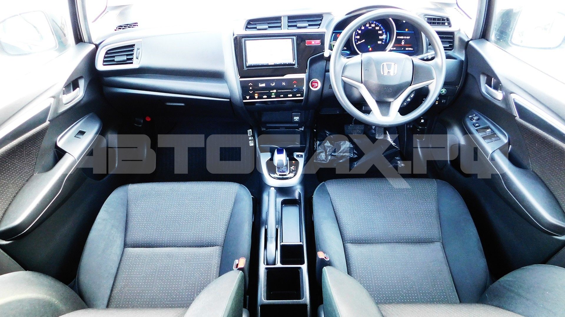 Honda Fit 2016, Хэтчбек — фото 10