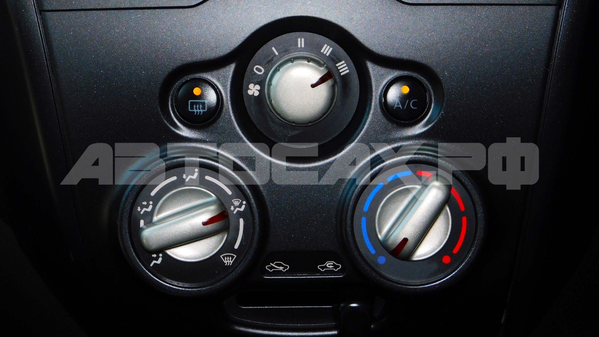 Nissan Note 2019, Хэтчбек — фото 30