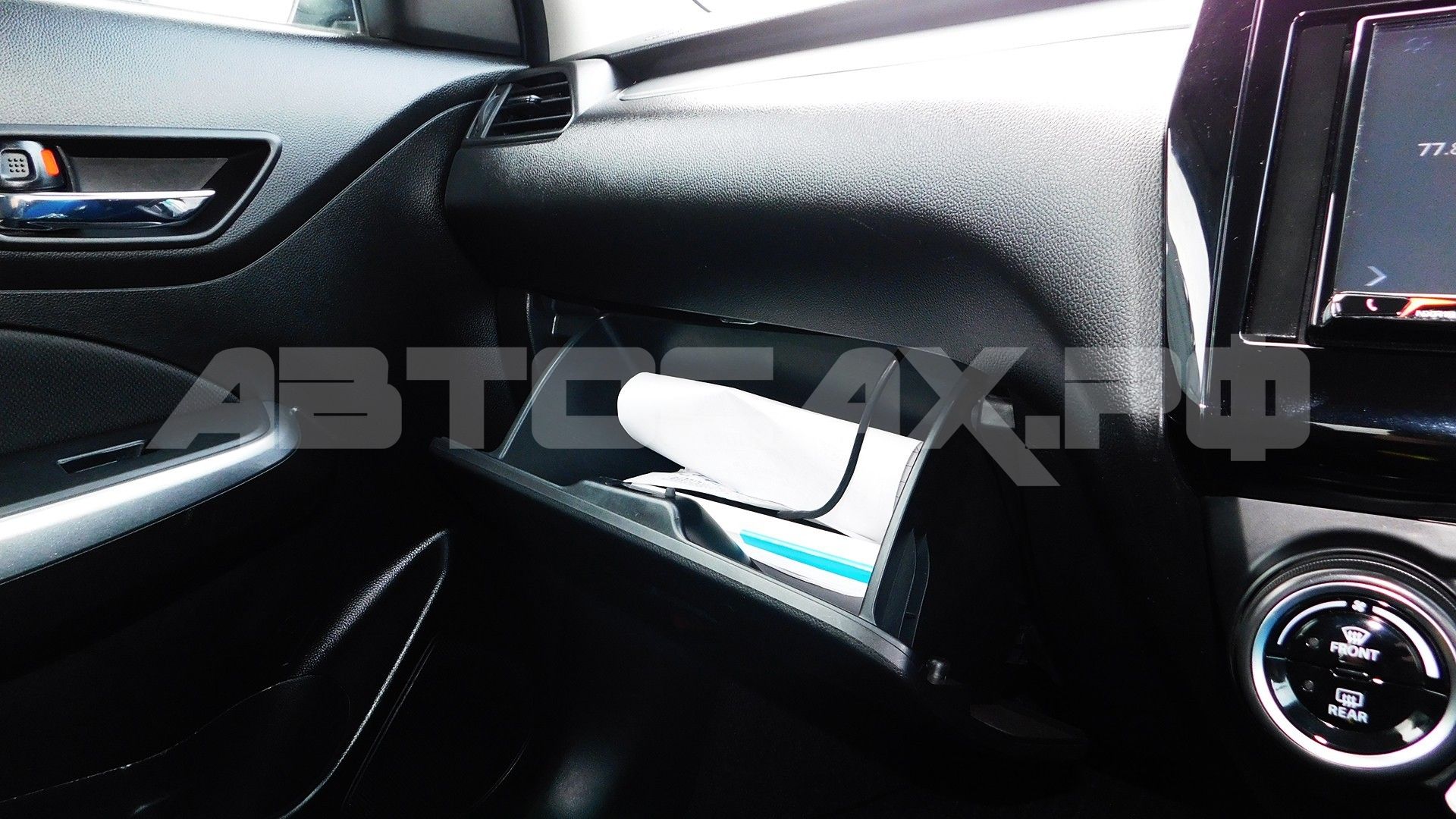 Suzuki Swift 2022, Хэтчбек — фото 38