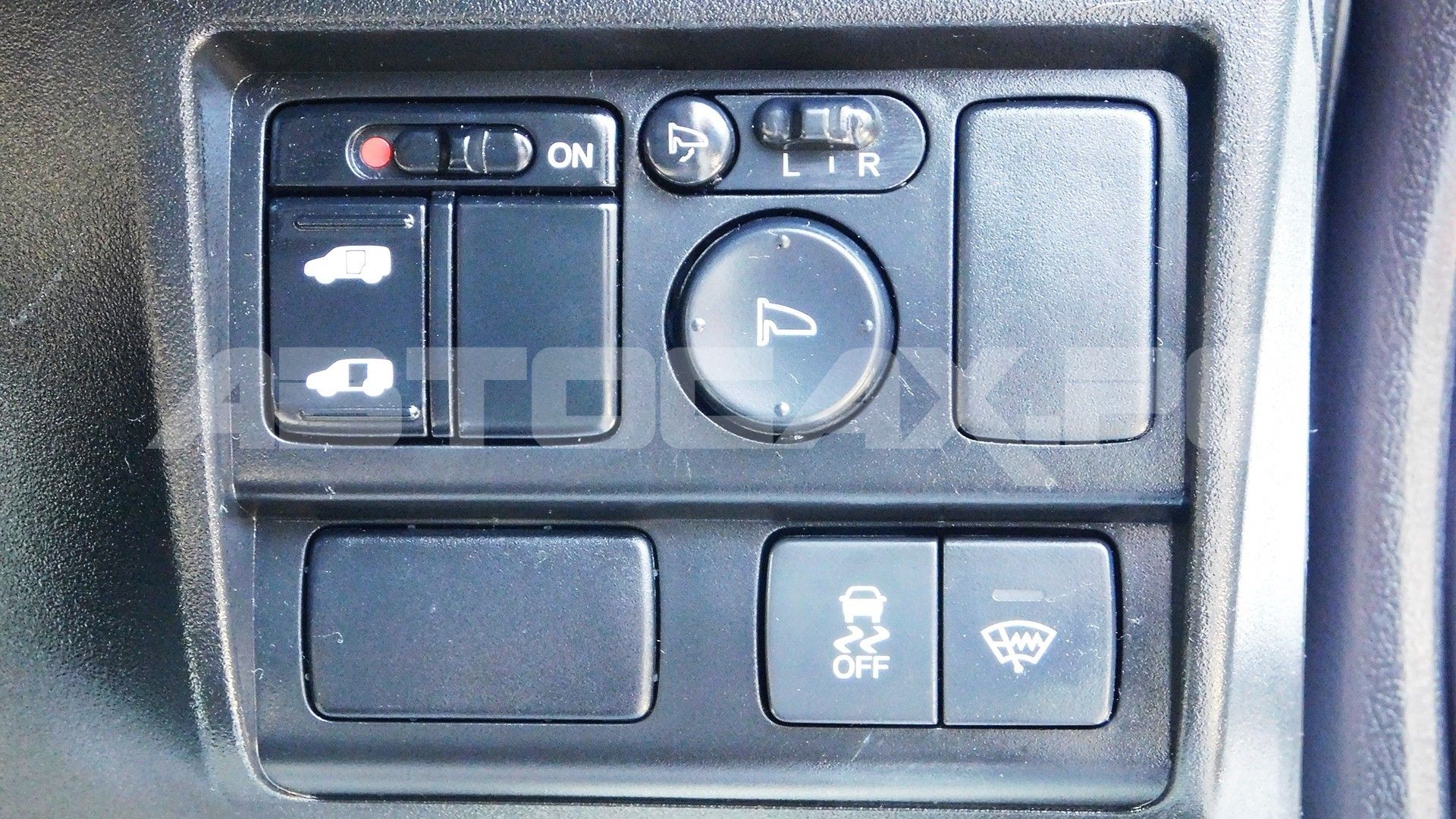 Honda Freed 2016, Минивэн — фото 33