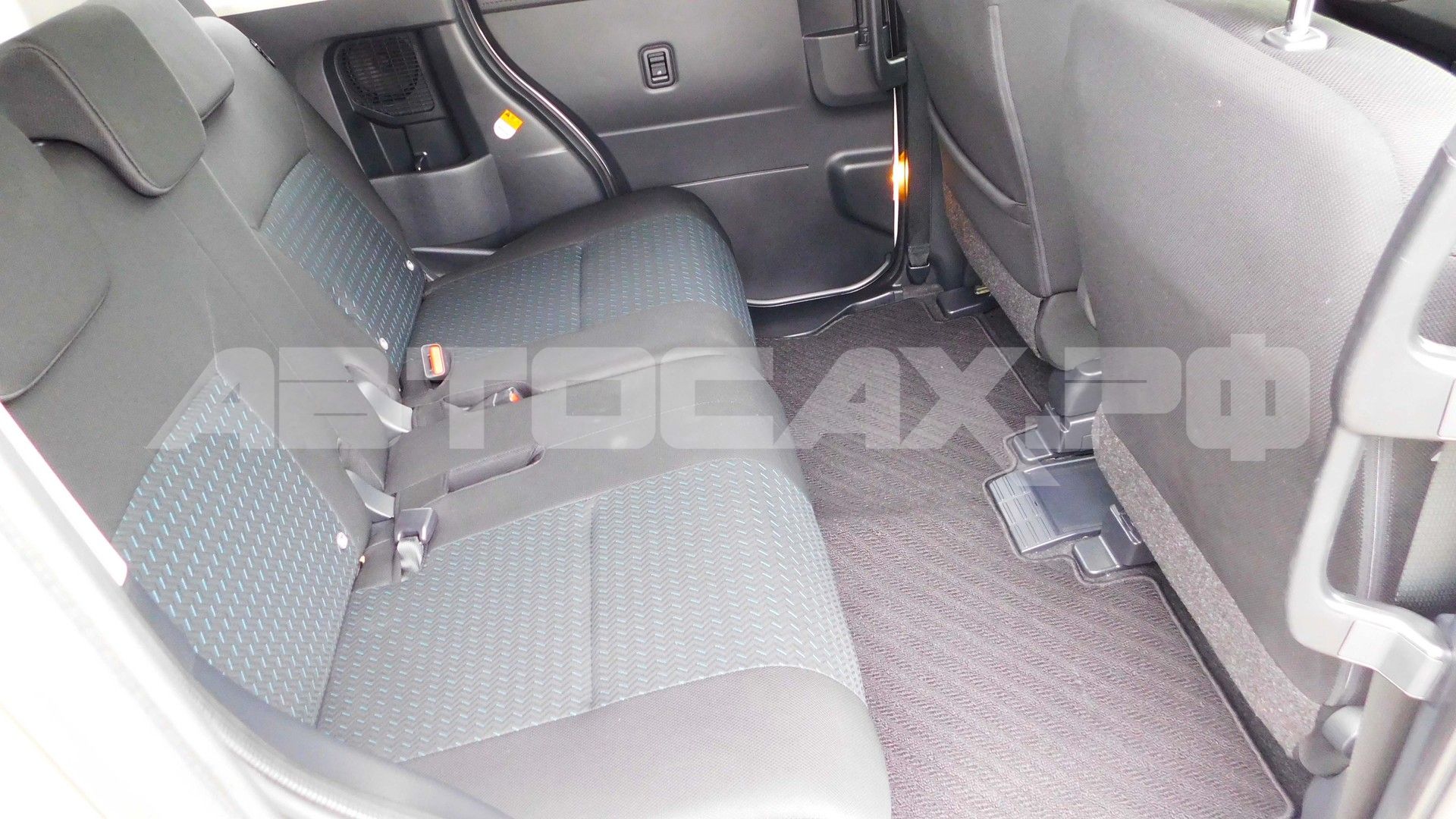 Toyota Roomy 2024, Минивэн — фото 29