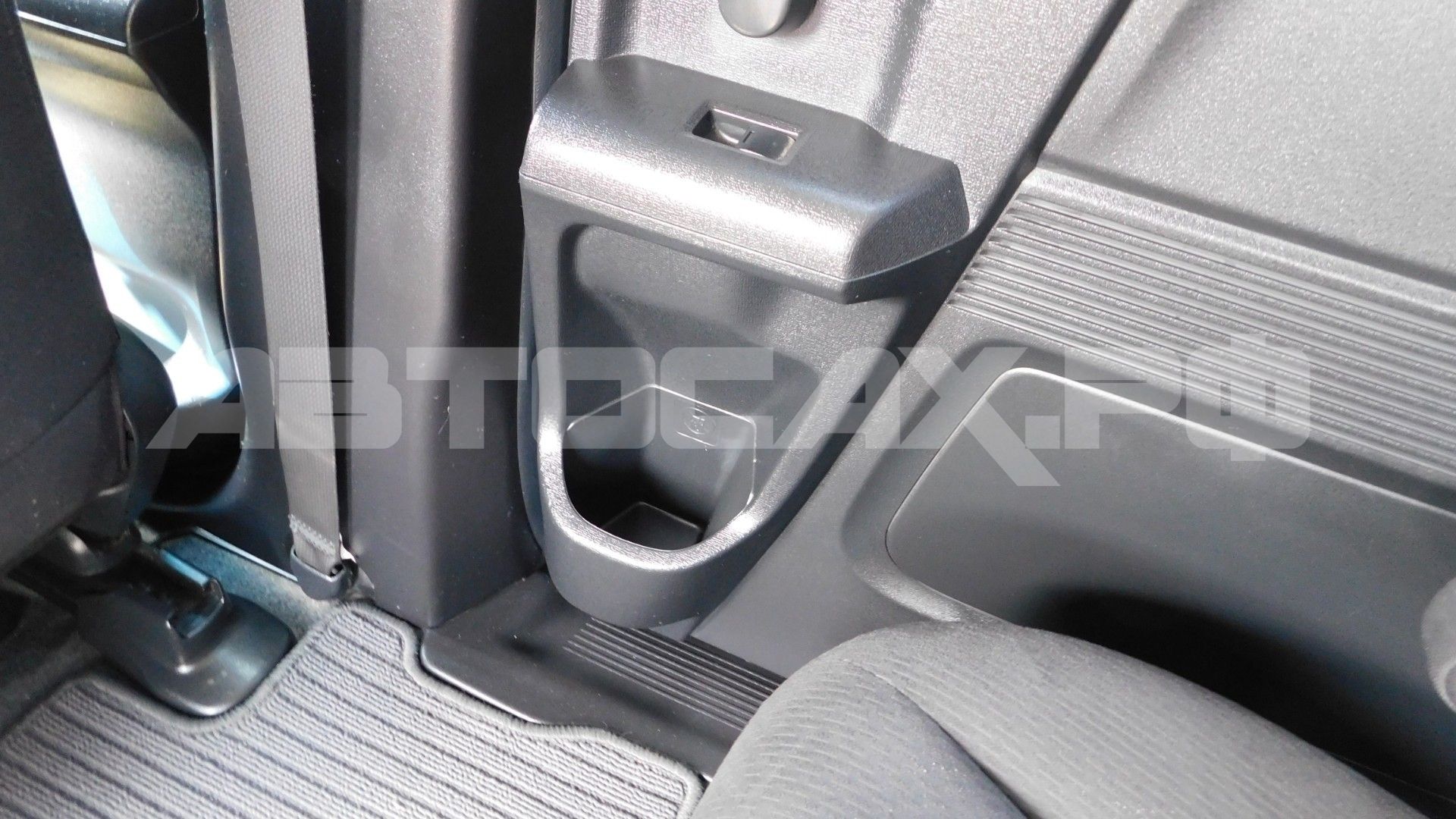 Honda Freed 2016, Минивэн — фото 27