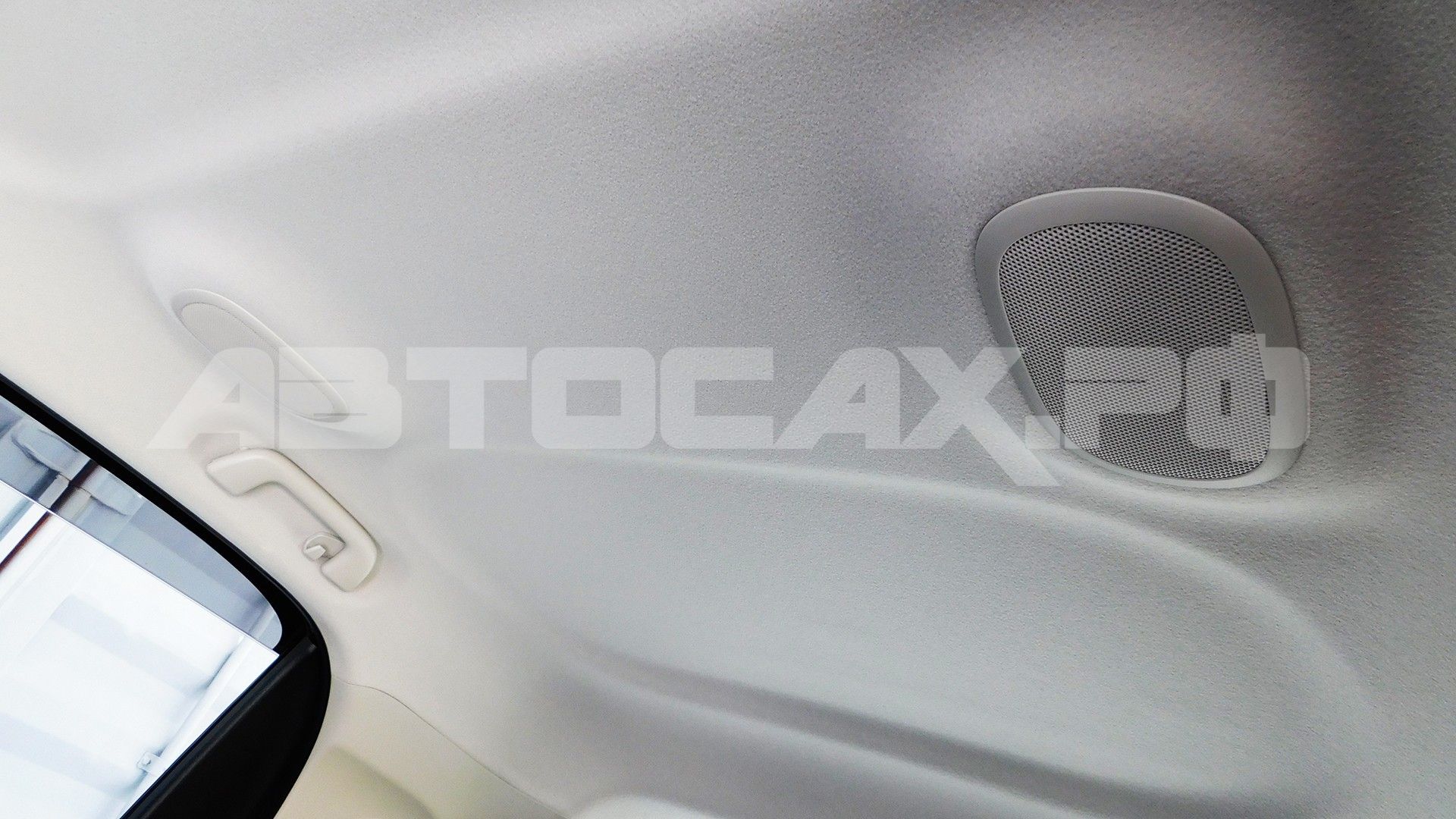 Toyota Spade 2016, Хэтчбек — фото 31