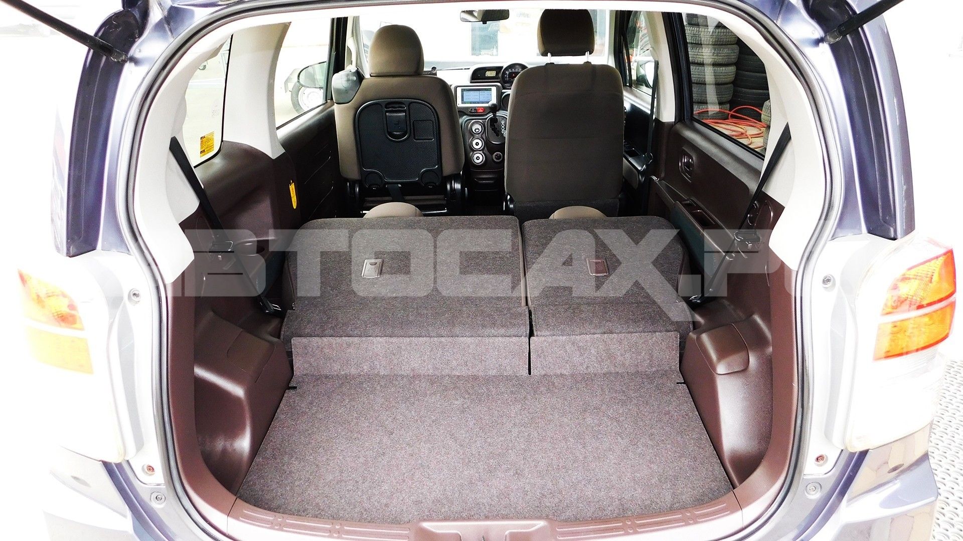 Toyota Spade 2015, Хэтчбек — фото 24