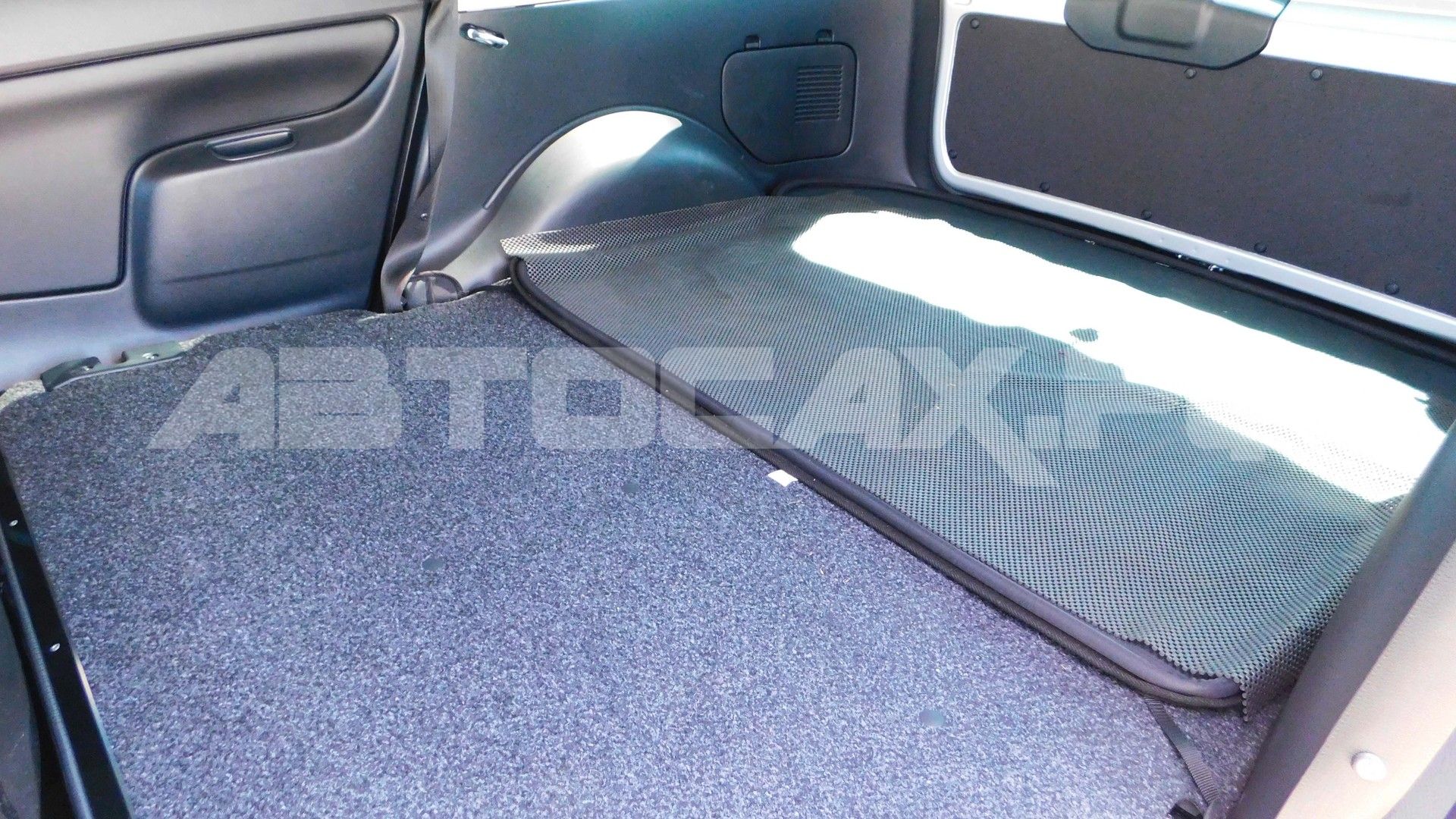 Toyota Probox 2025, Универсал — фото 40