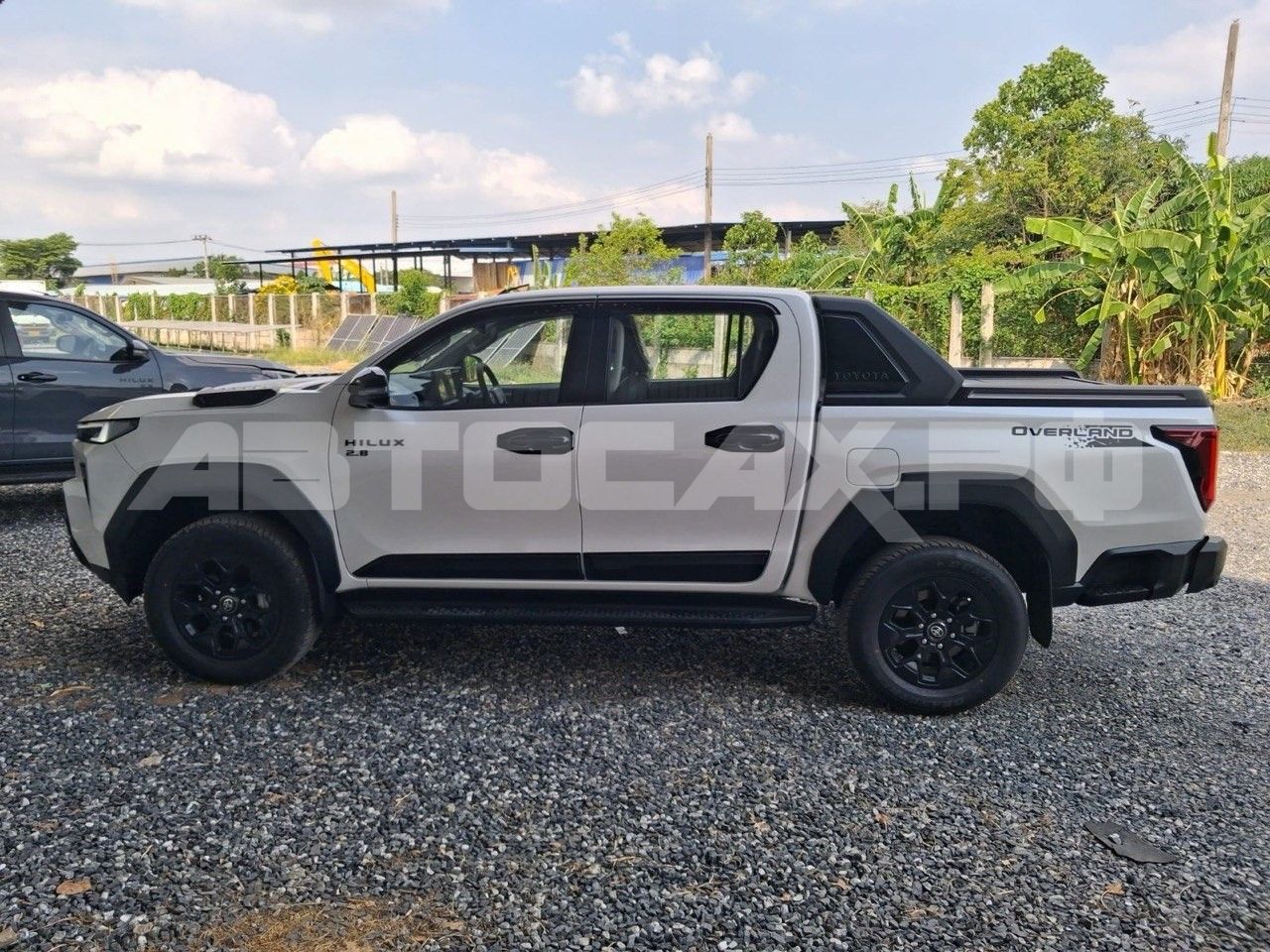 Toyota  HILUX TRAVO Double Cab 4TREX 4x4 2.8 OVERLAND 2026, Пикап — фото 12