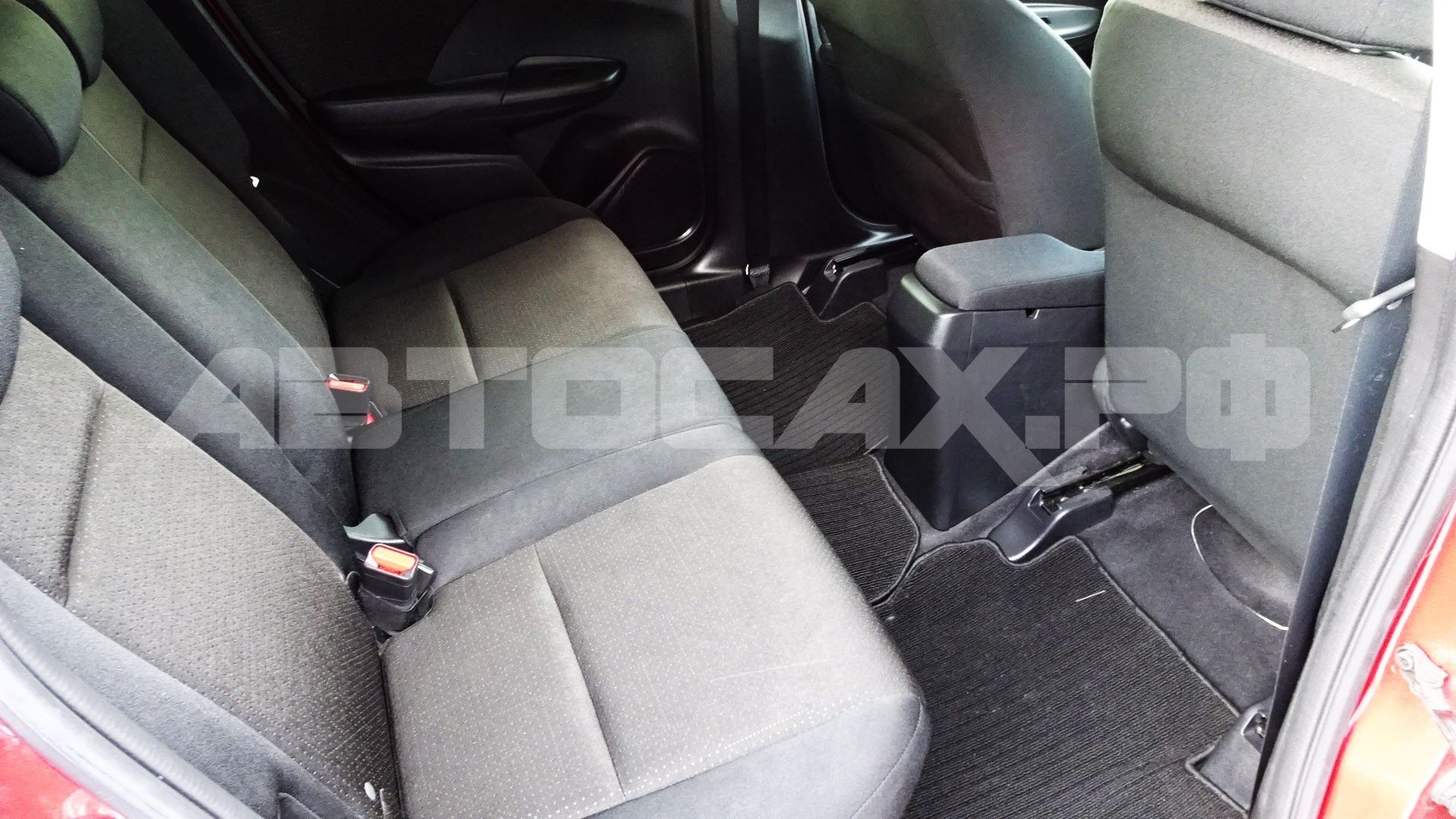 Honda Fit 2016, Хэтчбек — фото 9
