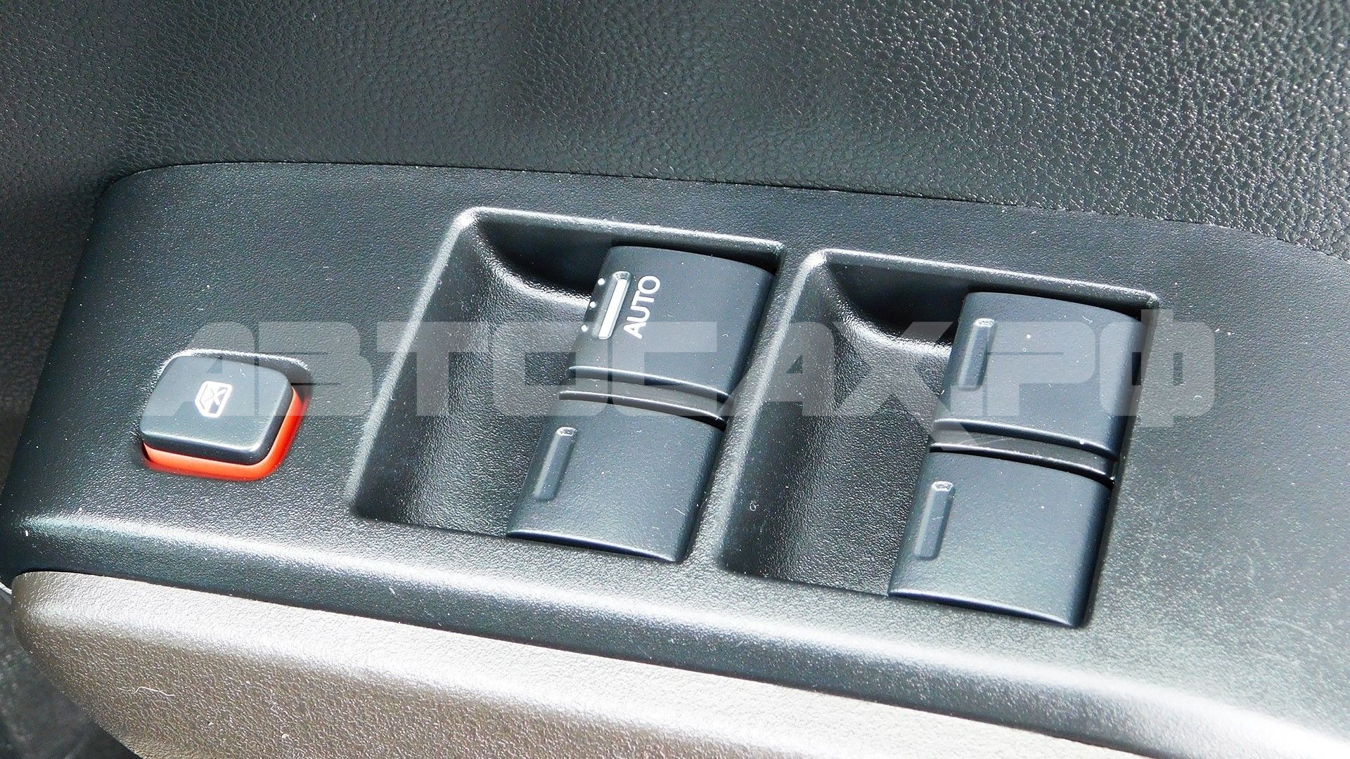 Honda Fit Shuttle 2015, Универсал — фото 56