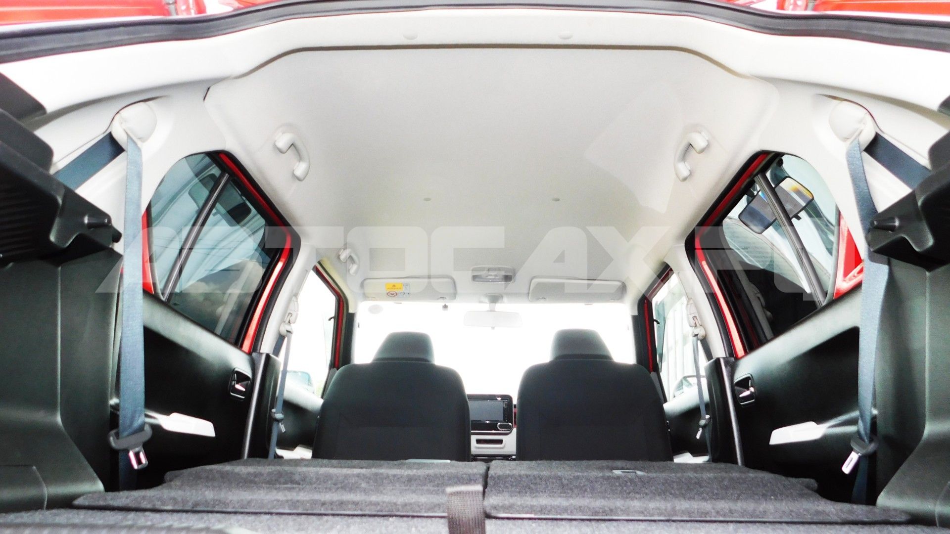 Suzuki Ignis 2019, Кроссовер — фото 38