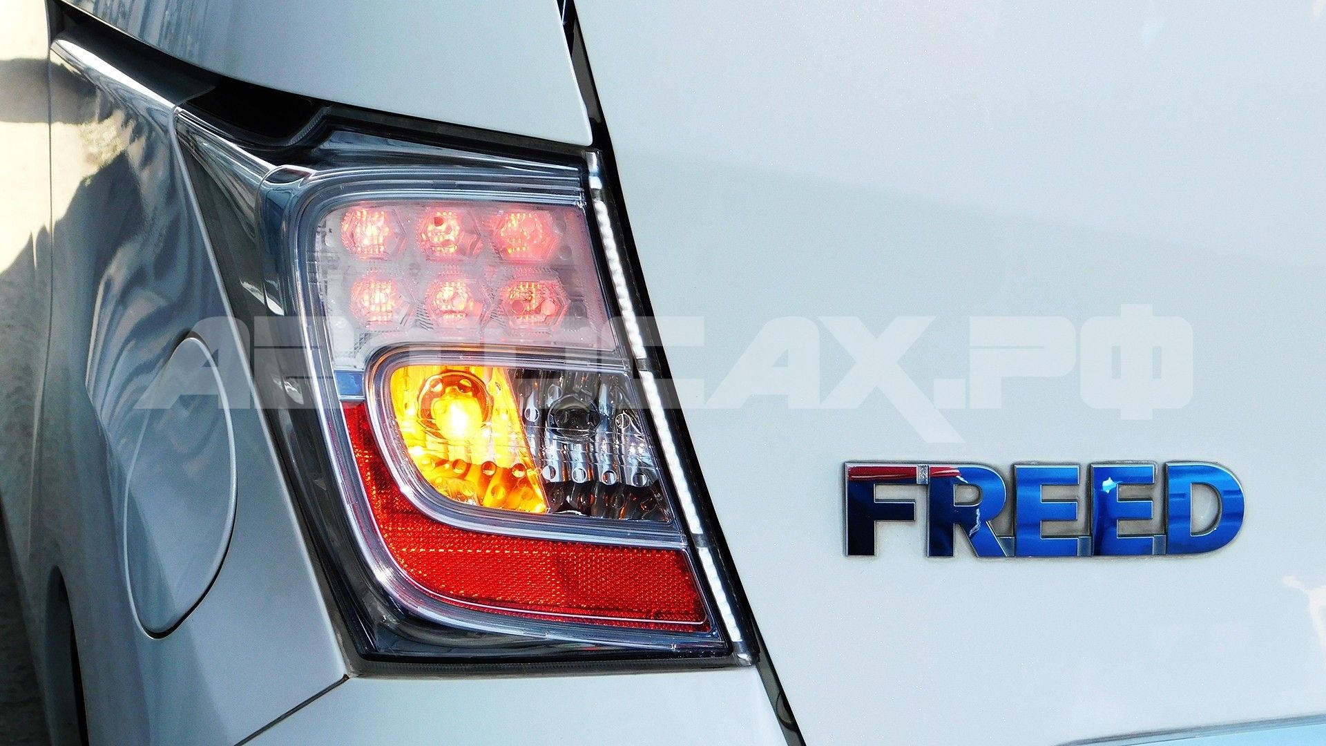 Honda Freed 2016, Минивэн — фото 46