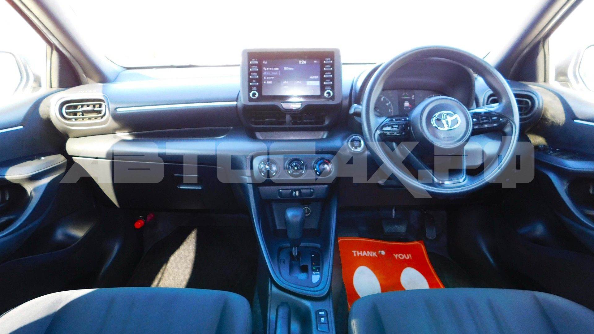 Toyota Yaris 2023, Хэтчбек — фото 35