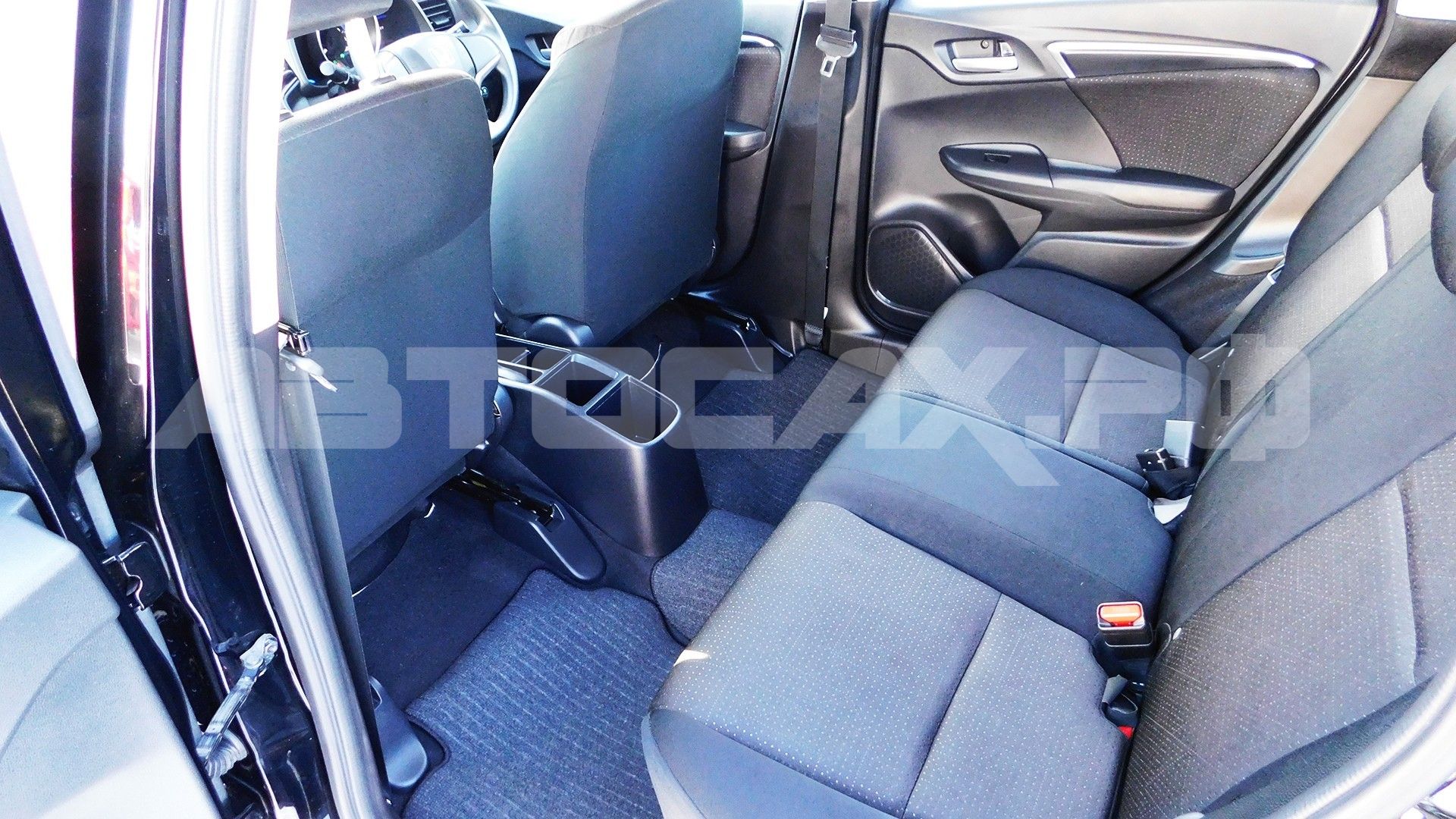 Honda Fit 2016, Хэтчбек — фото 15