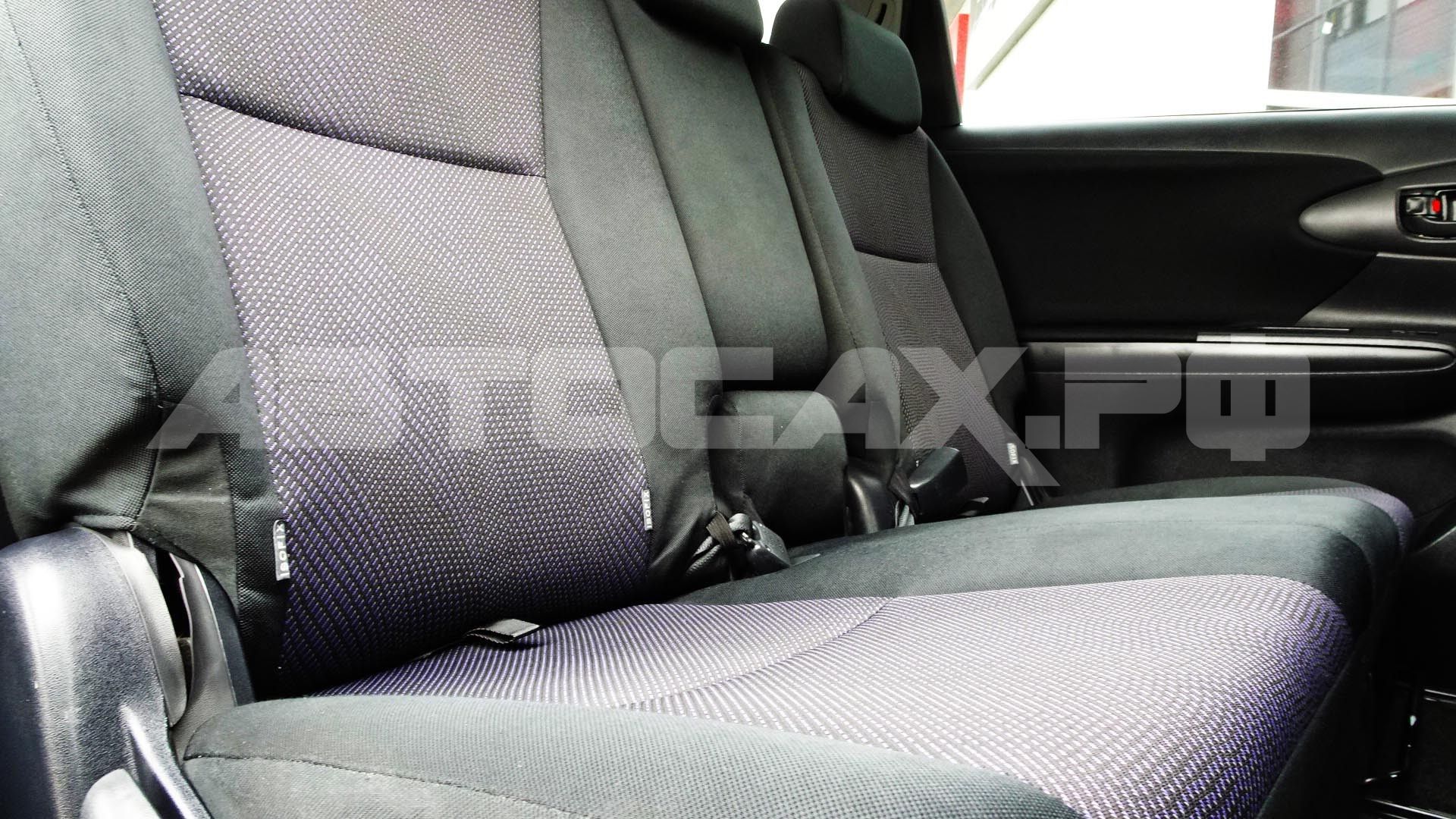 Toyota Wish 2016, Минивэн — фото 13