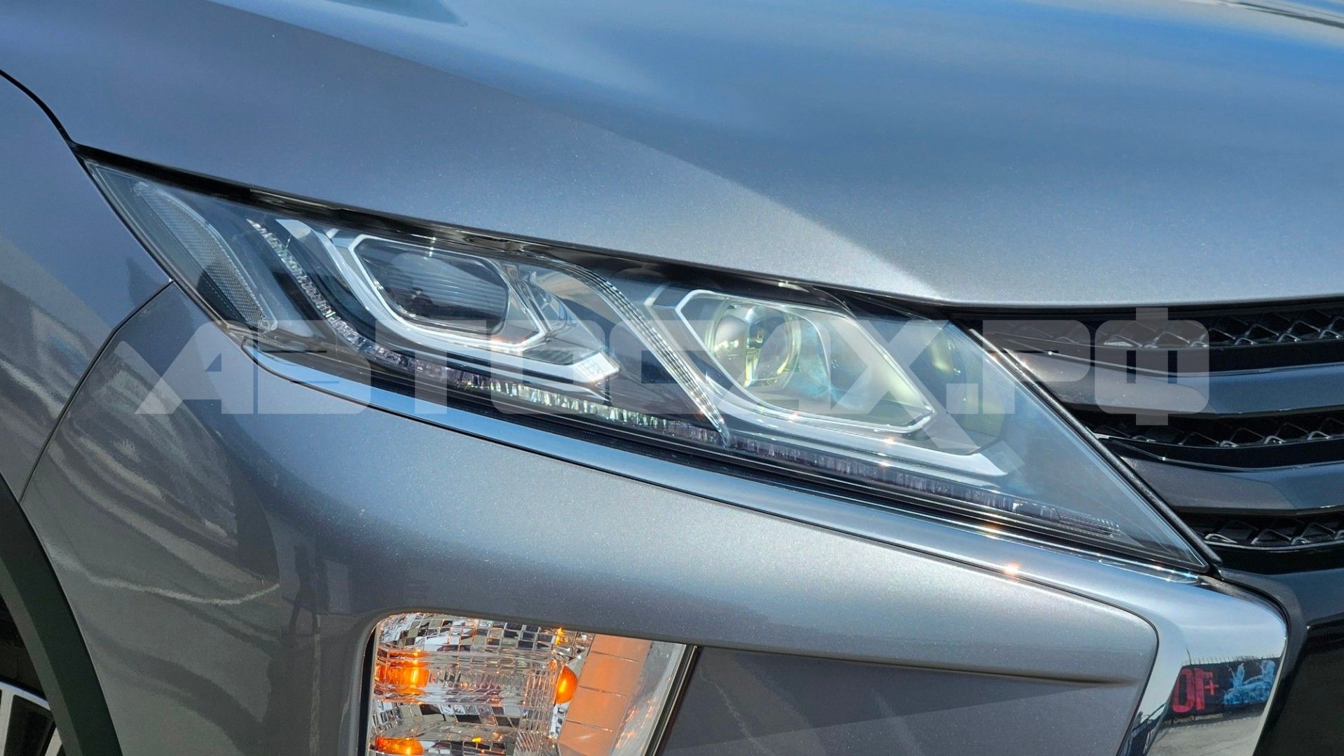 Mitsubishi Eclipse Cross — фото 8