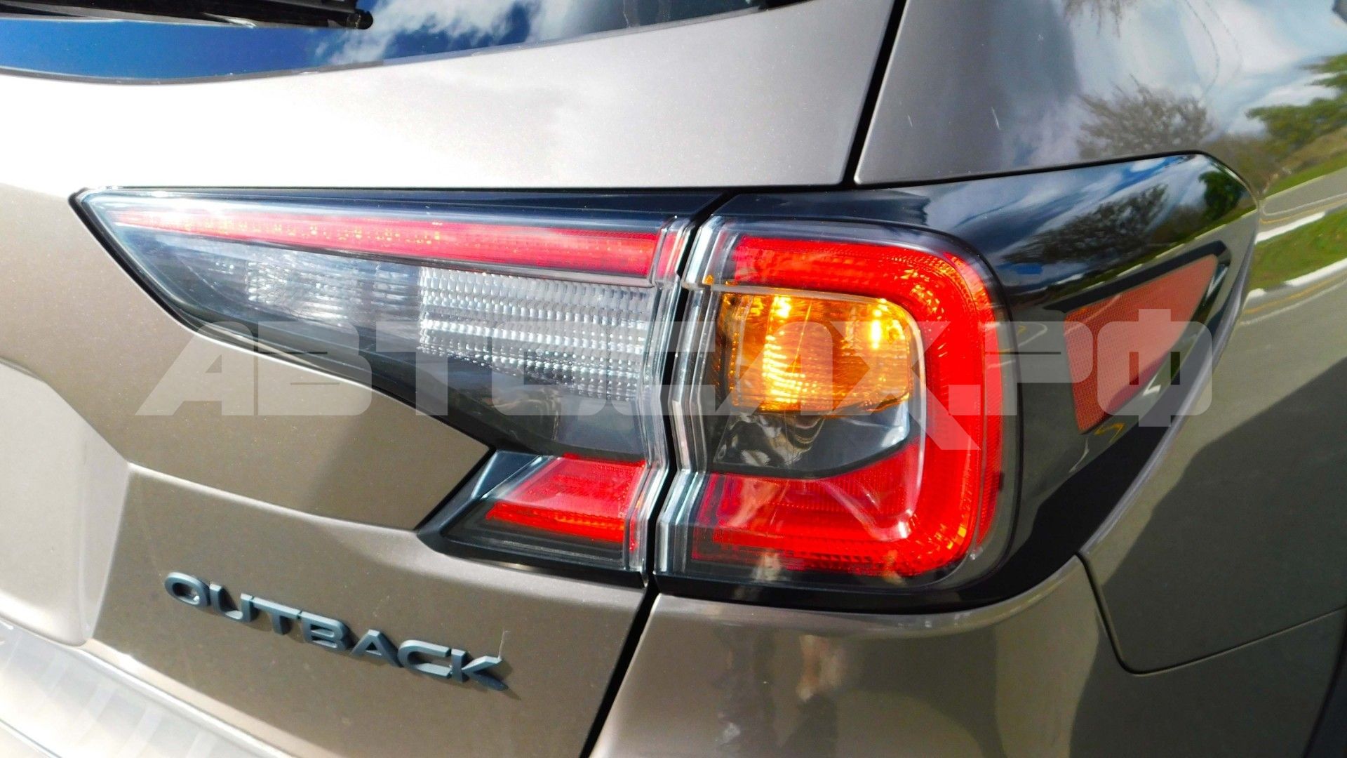 Subaru Outback — фото 22