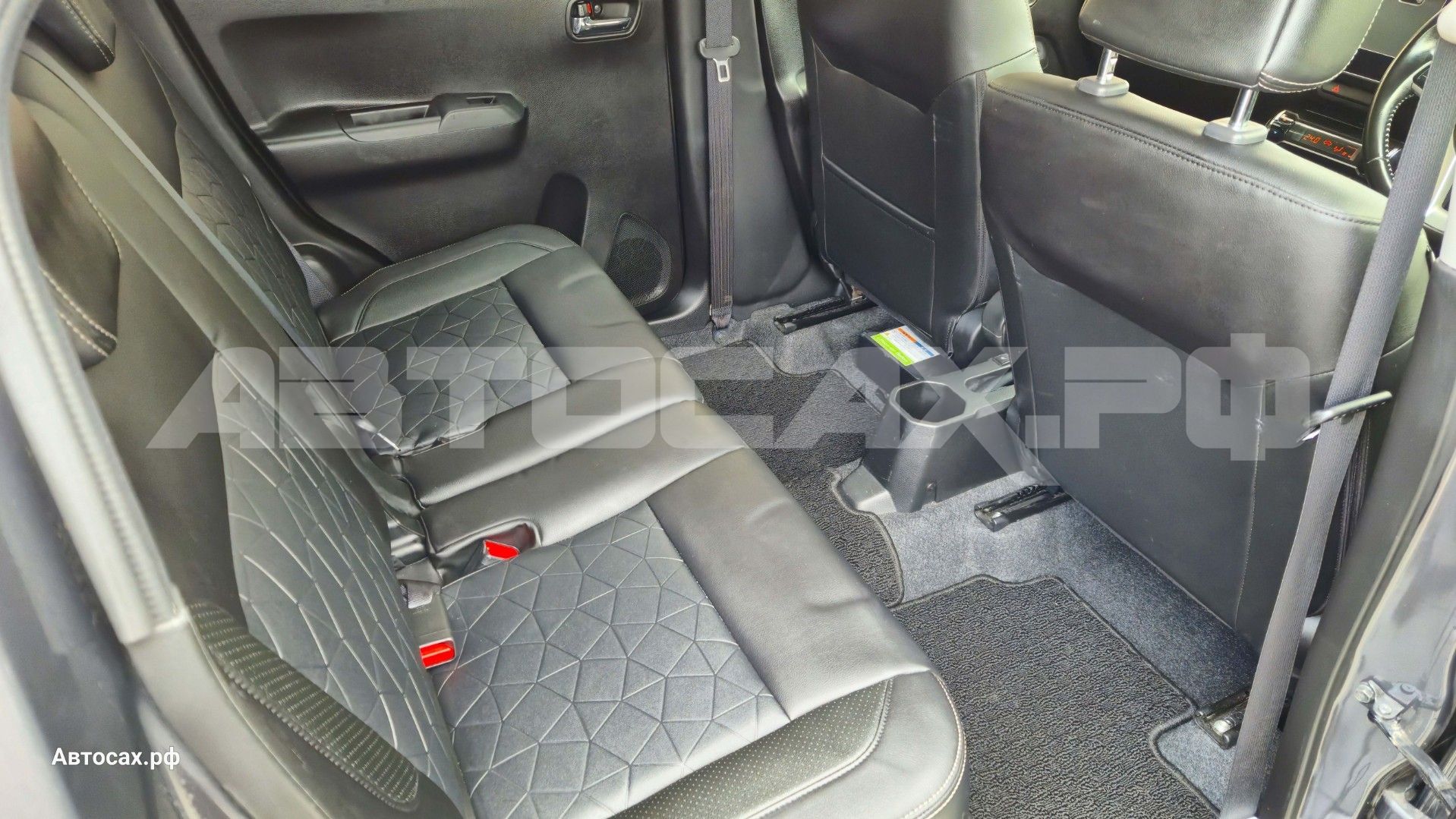 Suzuki Ignis 2022, Кроссовер — фото 15